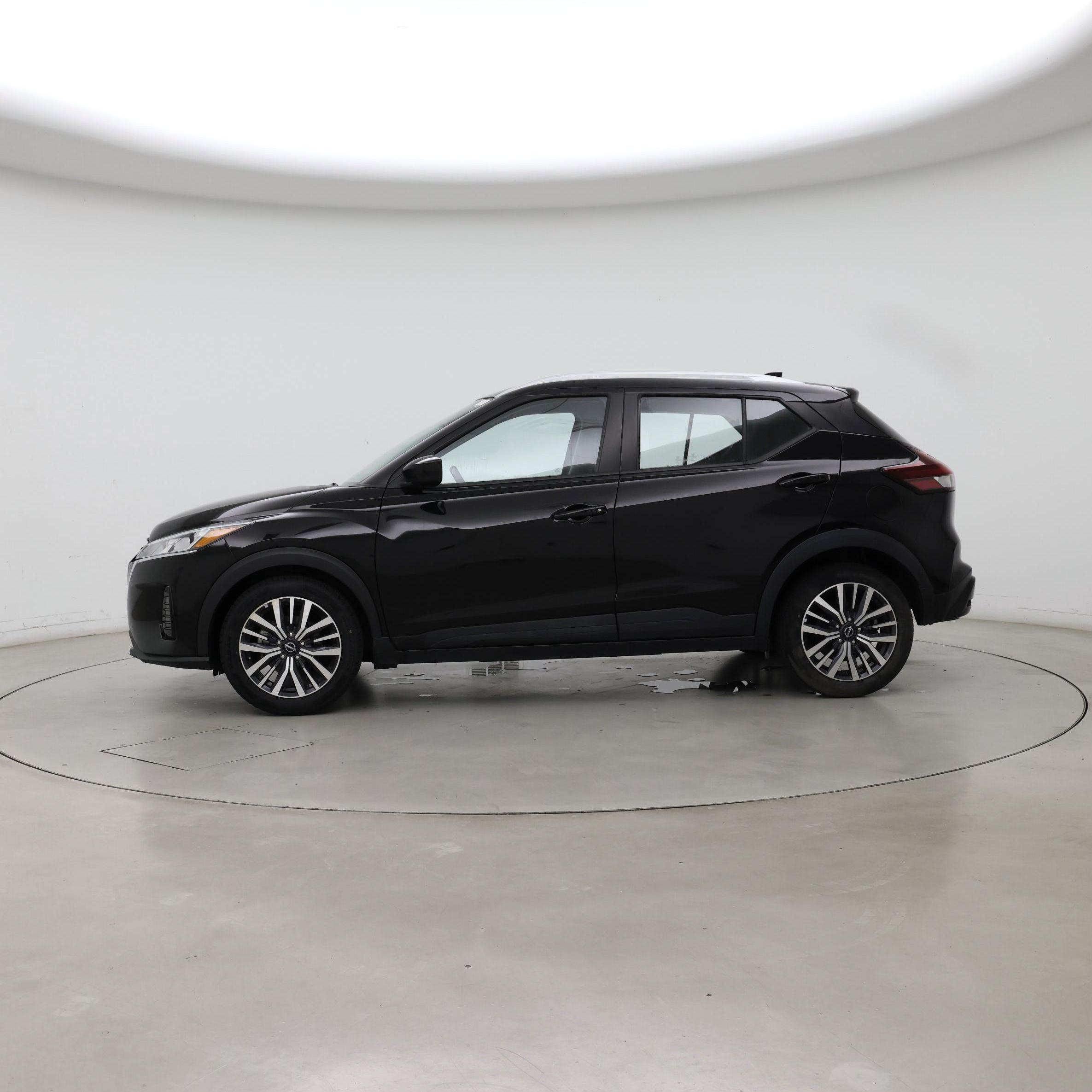 Thumbnail: 2022 Nissan Kicks - 3