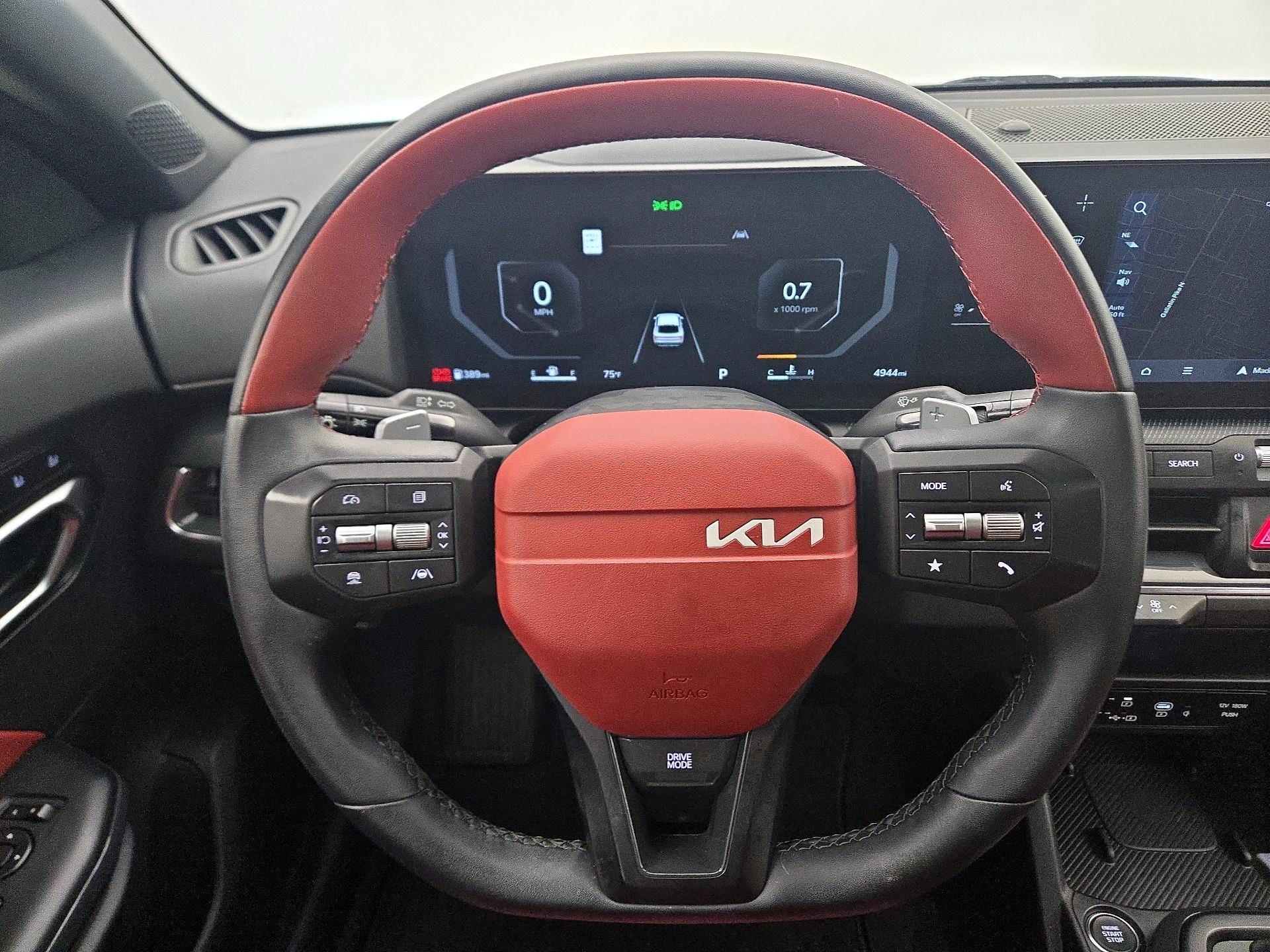 Thumbnail: 2025 Kia K4 - 10