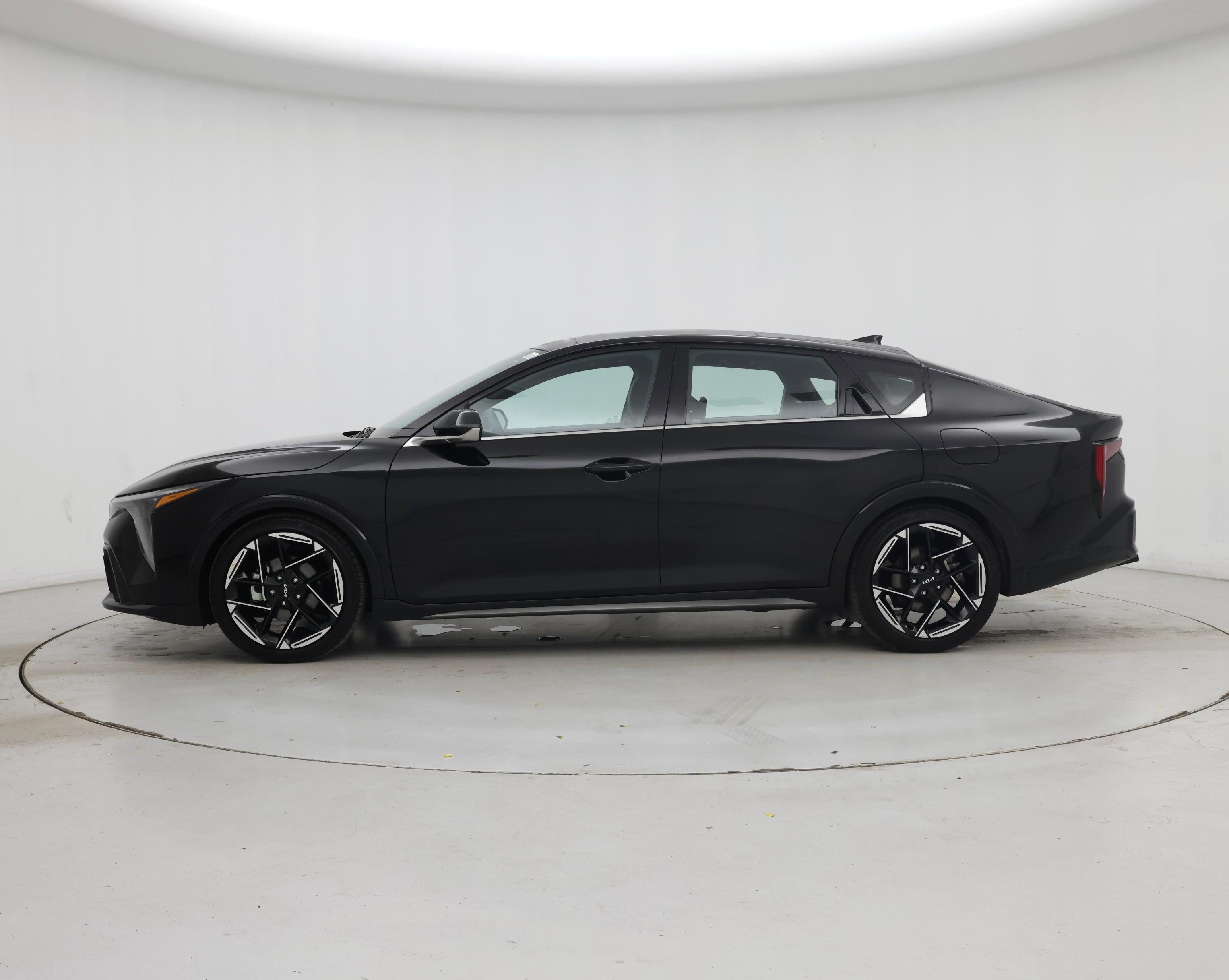 Thumbnail: 2025 Kia K4 - 3