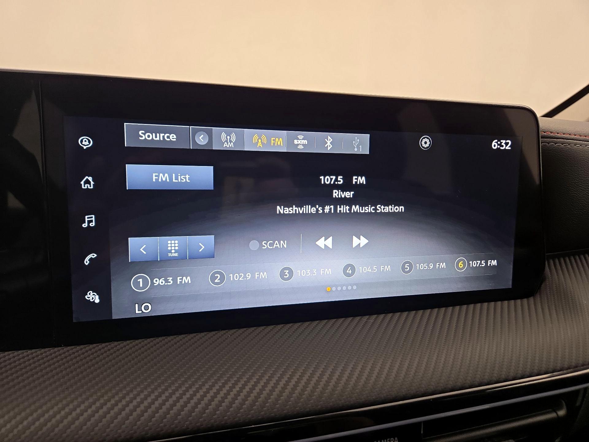 Thumbnail: 2025 Nissan Kicks - 15