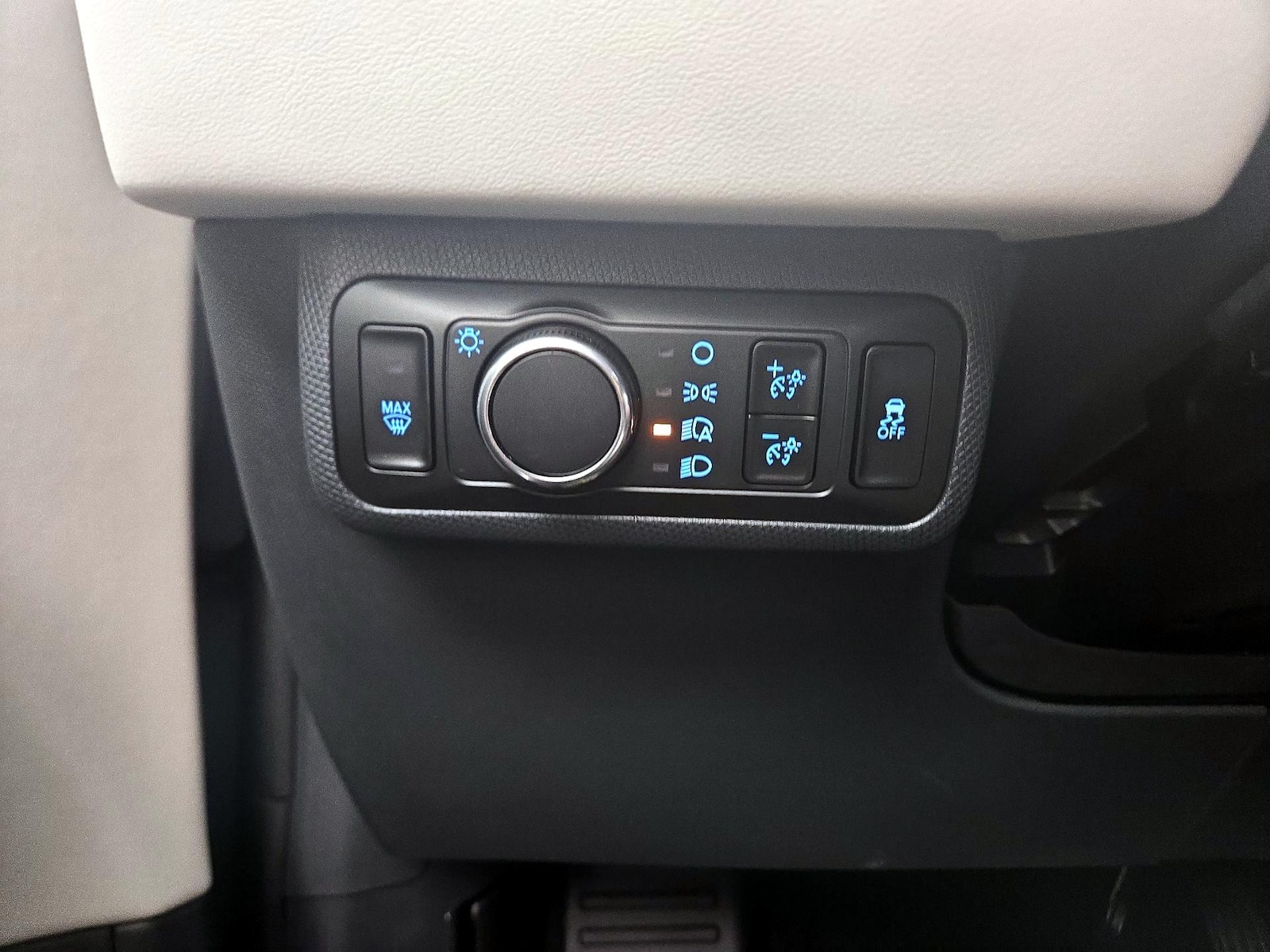 2025 Ford Mustang Mach-E Premium AWD - Photo 14
