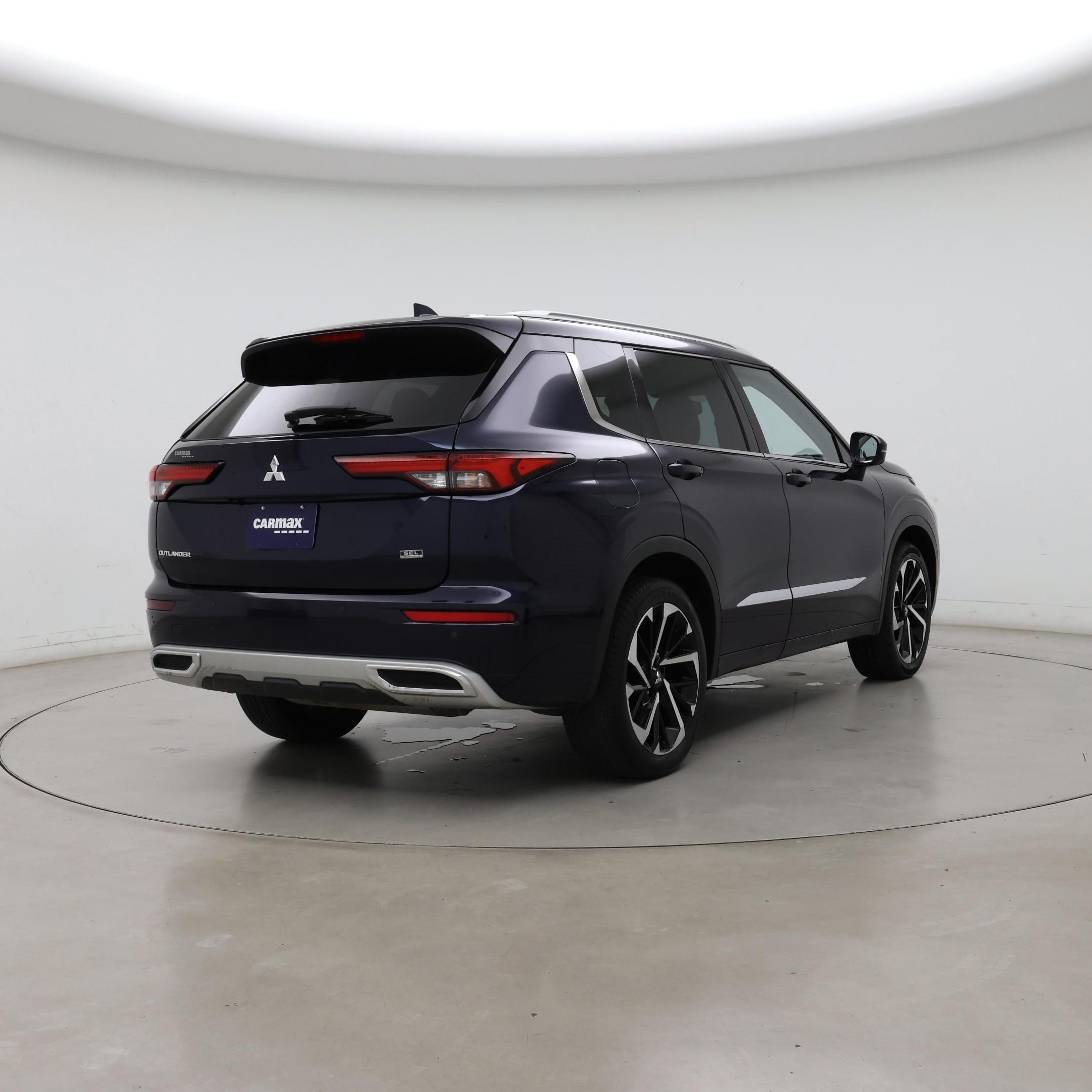 Thumbnail: 2022 Mitsubishi Outlander - 8