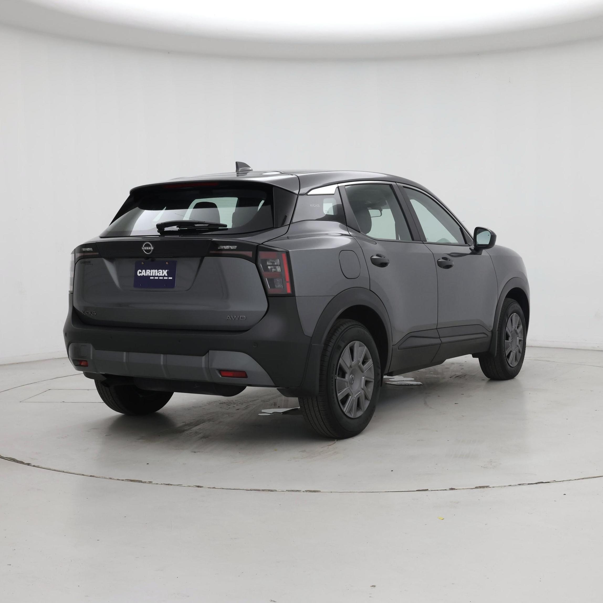 Thumbnail: 2025 Nissan Kicks - 8