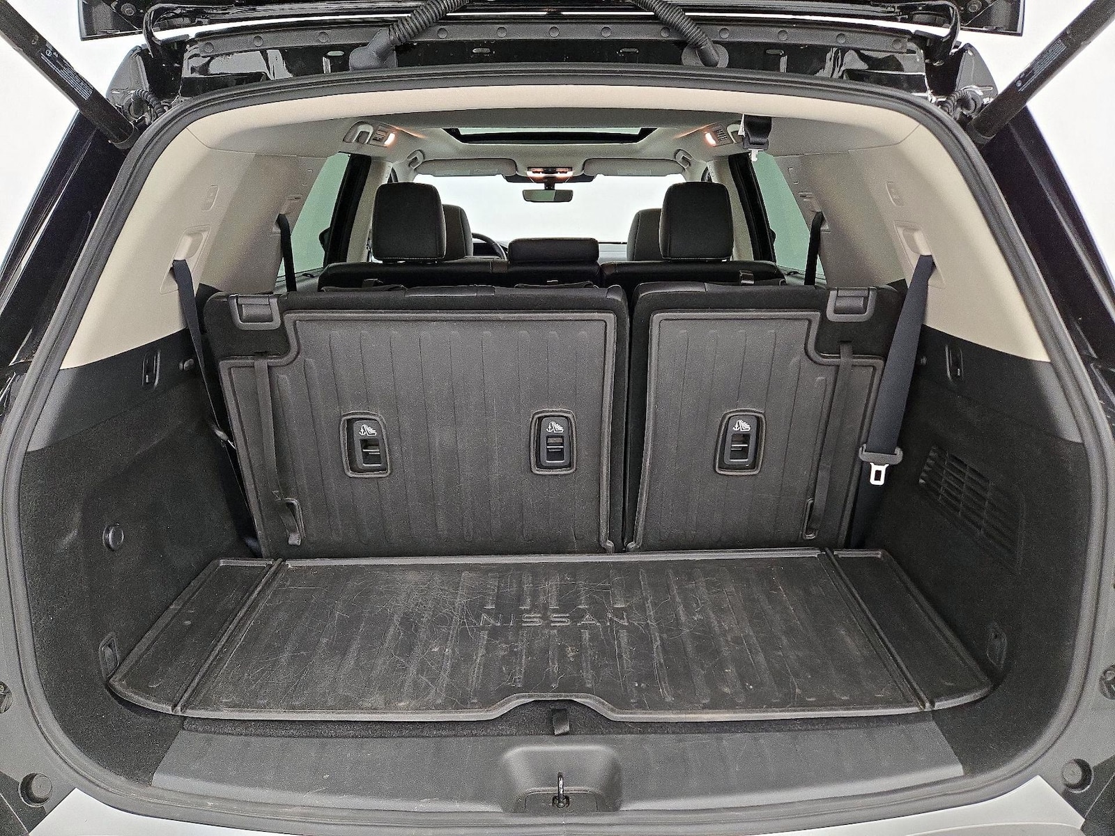 2025 Nissan Pathfinder Platinum - Photo 24