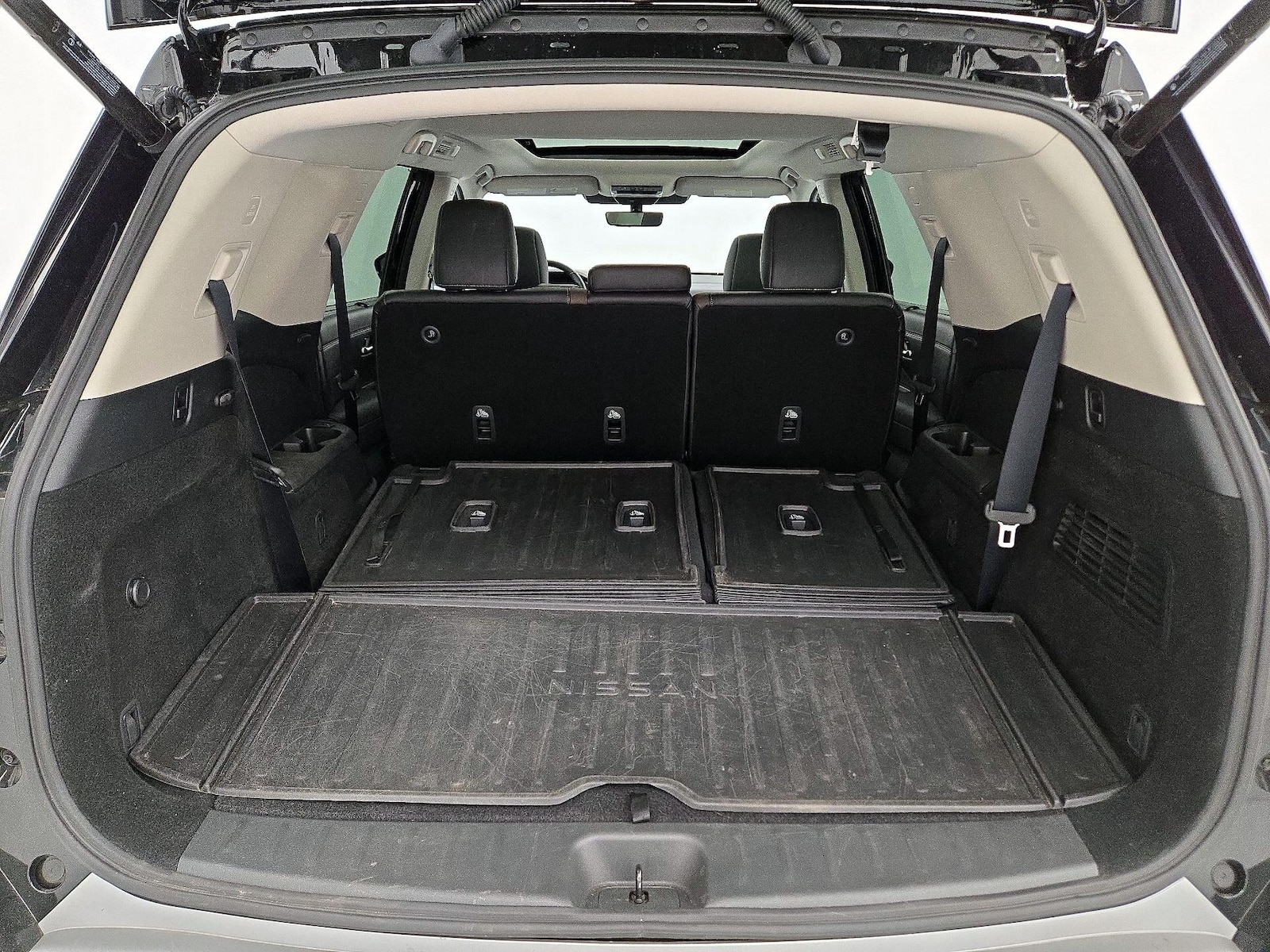 2025 Nissan Pathfinder Platinum - Photo 25
