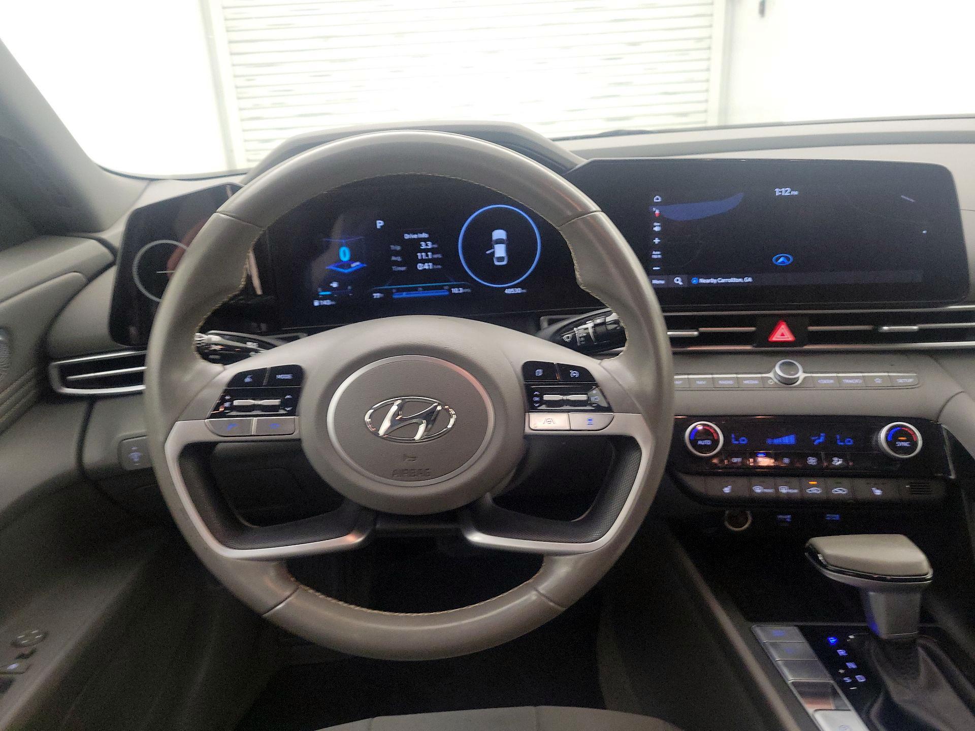 Thumbnail: 2023 Hyundai Elantra - 10