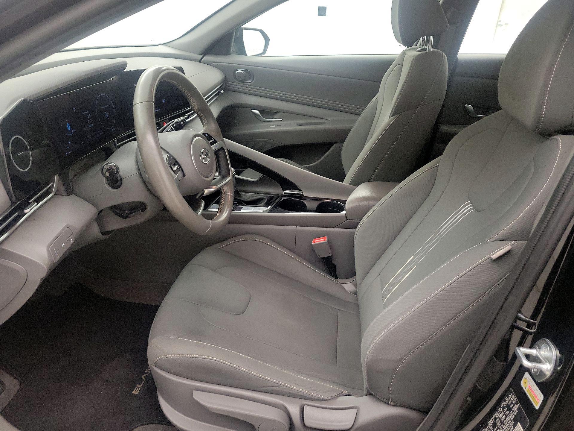 Thumbnail: 2023 Hyundai Elantra - 11
