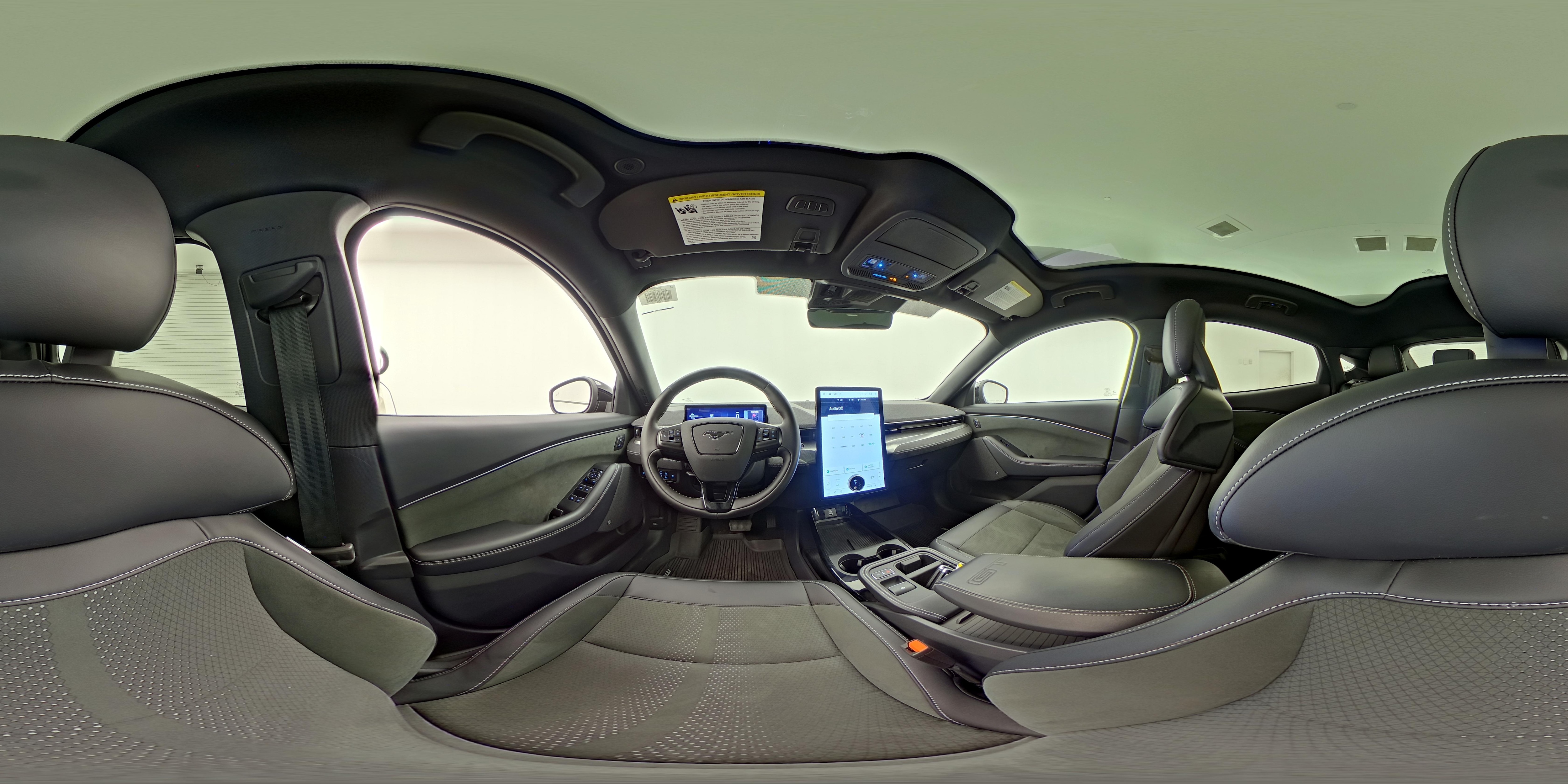 2025 Ford Mustang Mach-E GT AWD - Photo 27