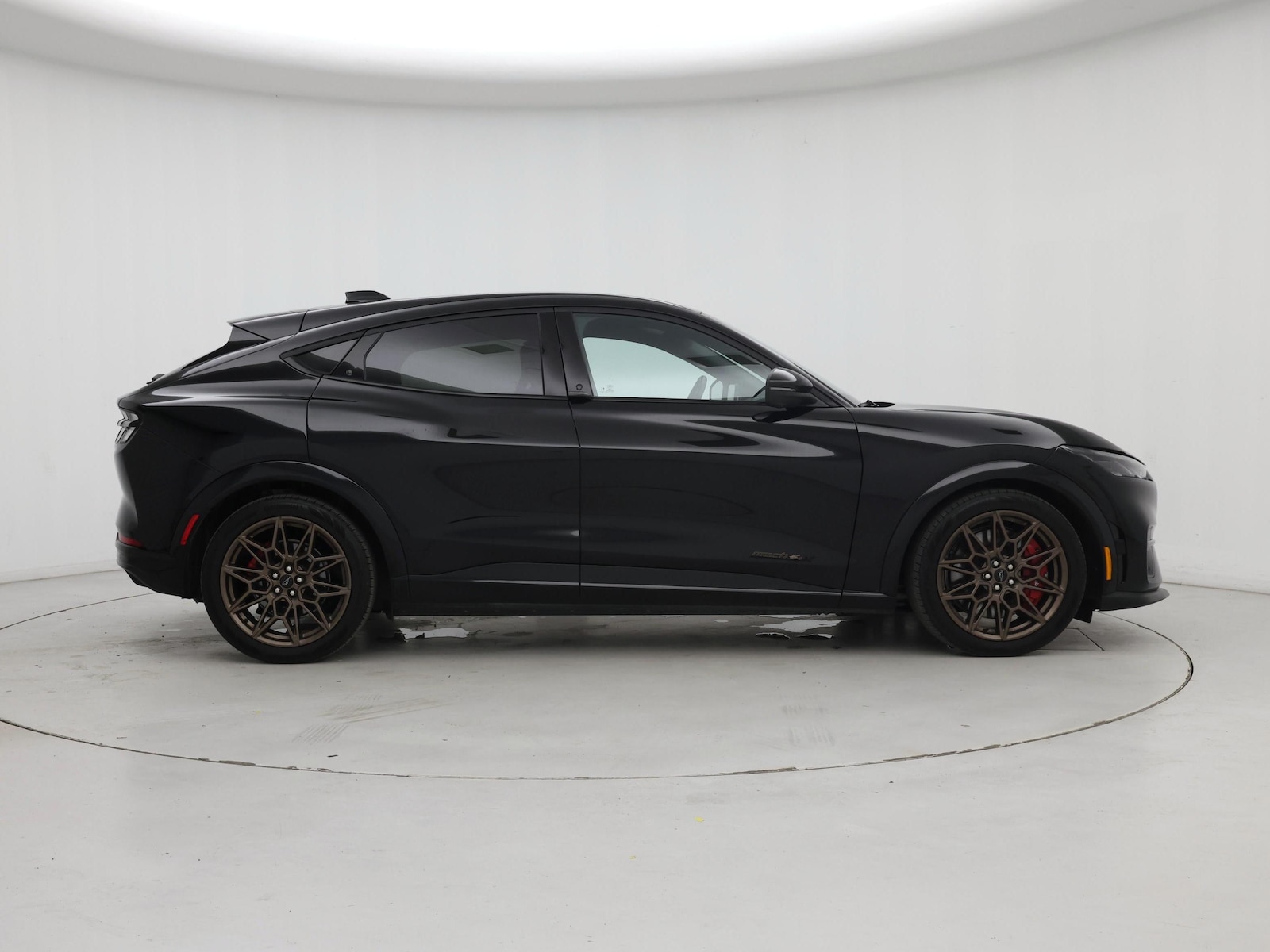 2025 Ford Mustang Mach-E GT AWD - Photo 8