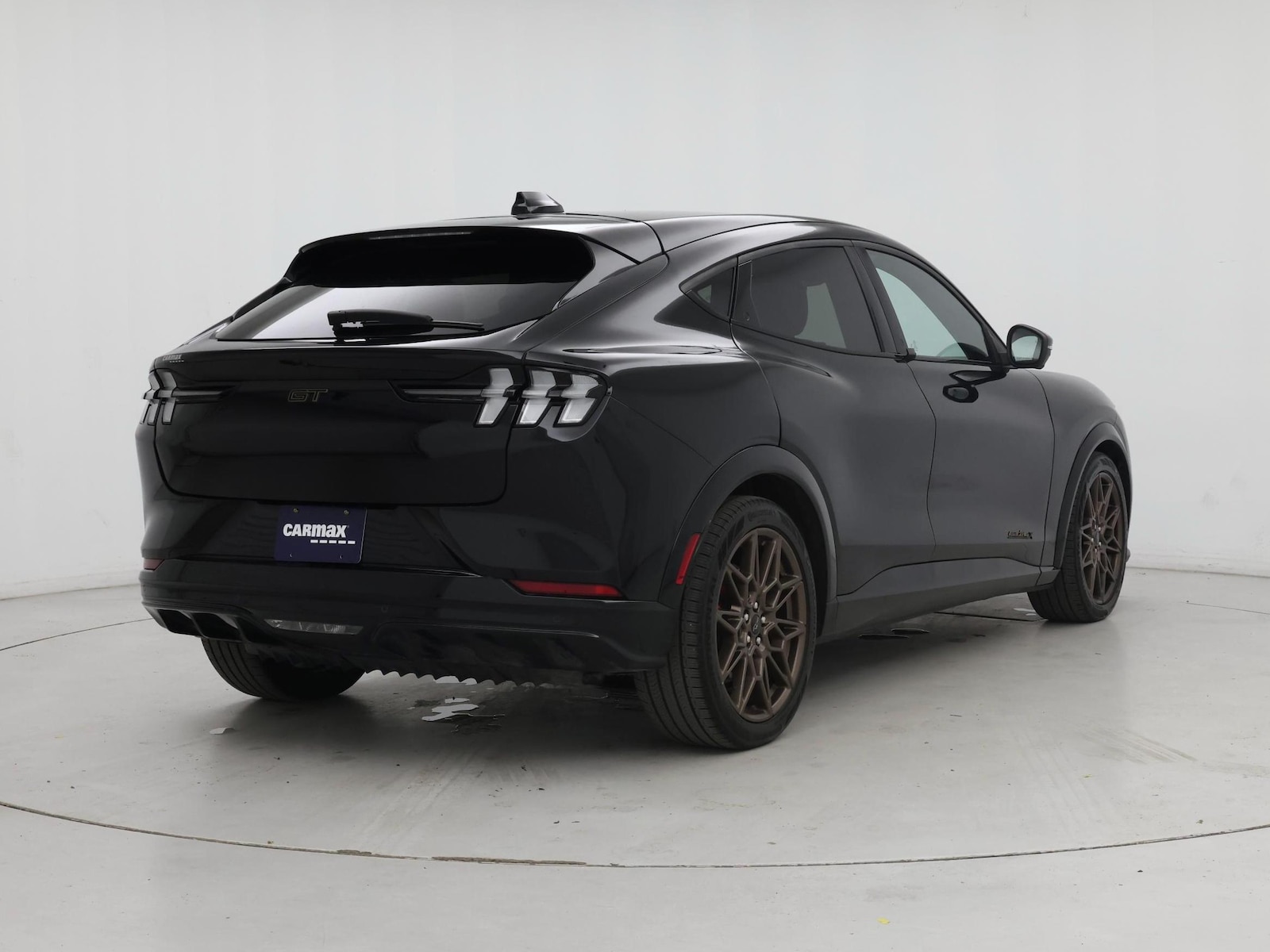 2025 Ford Mustang Mach-E GT AWD - Photo 9