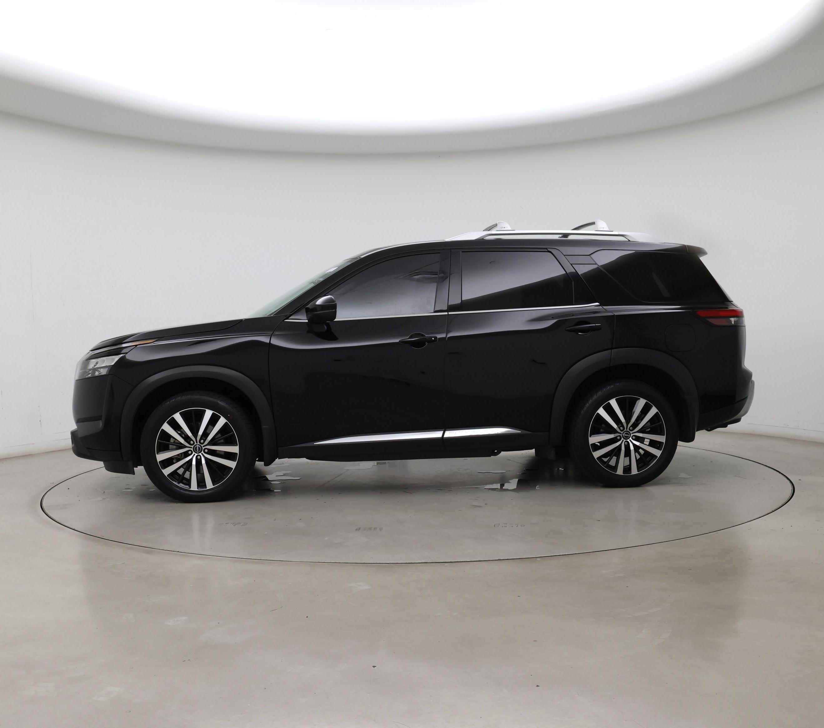 Thumbnail: 2025 Nissan Pathfinder - 3