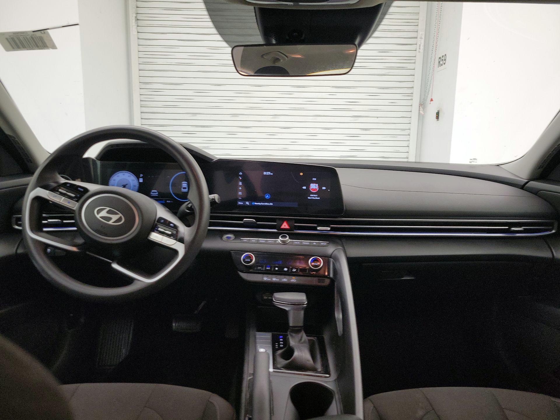 Thumbnail: 2024 Hyundai Elantra - 9