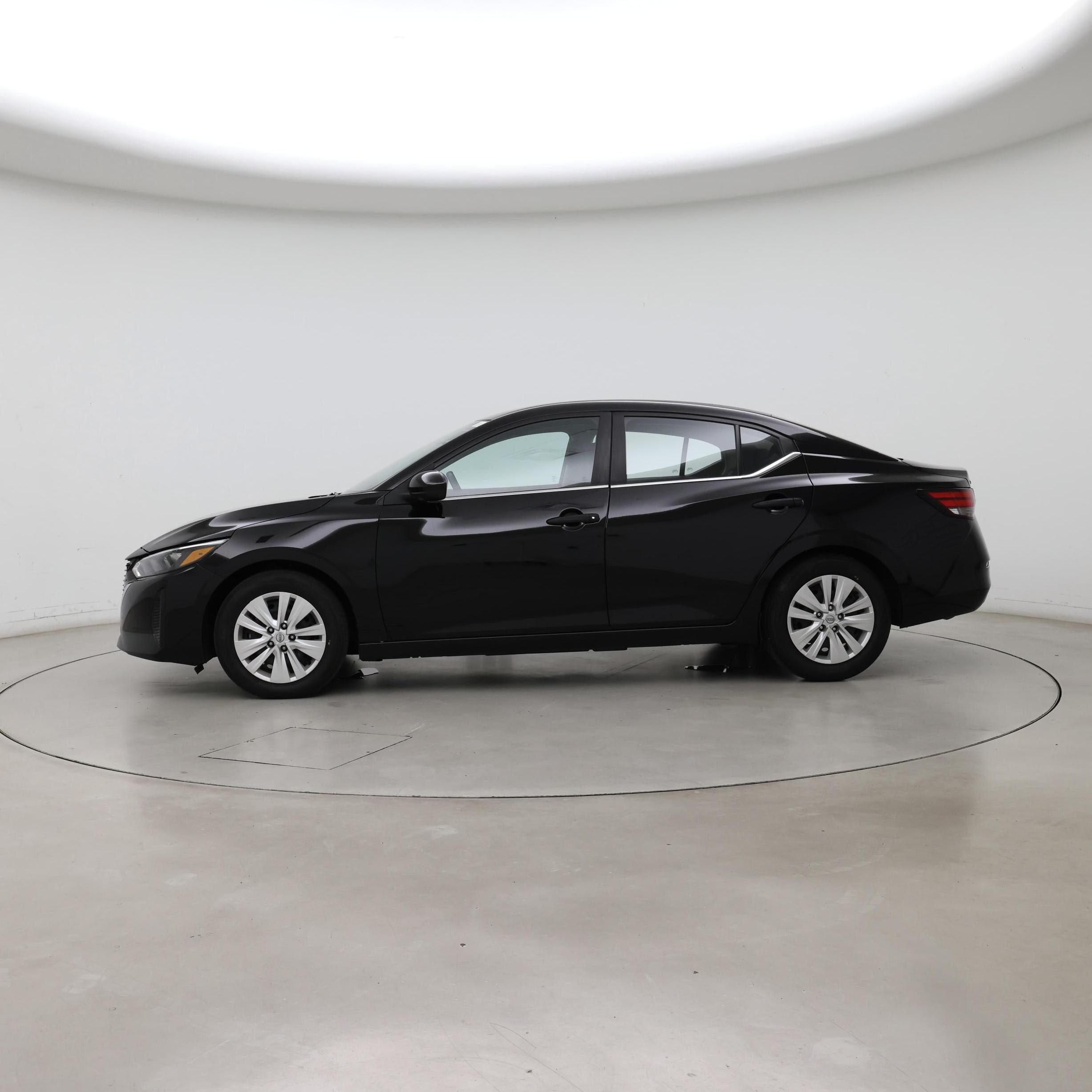 Thumbnail: 2025 Nissan Sentra - 3