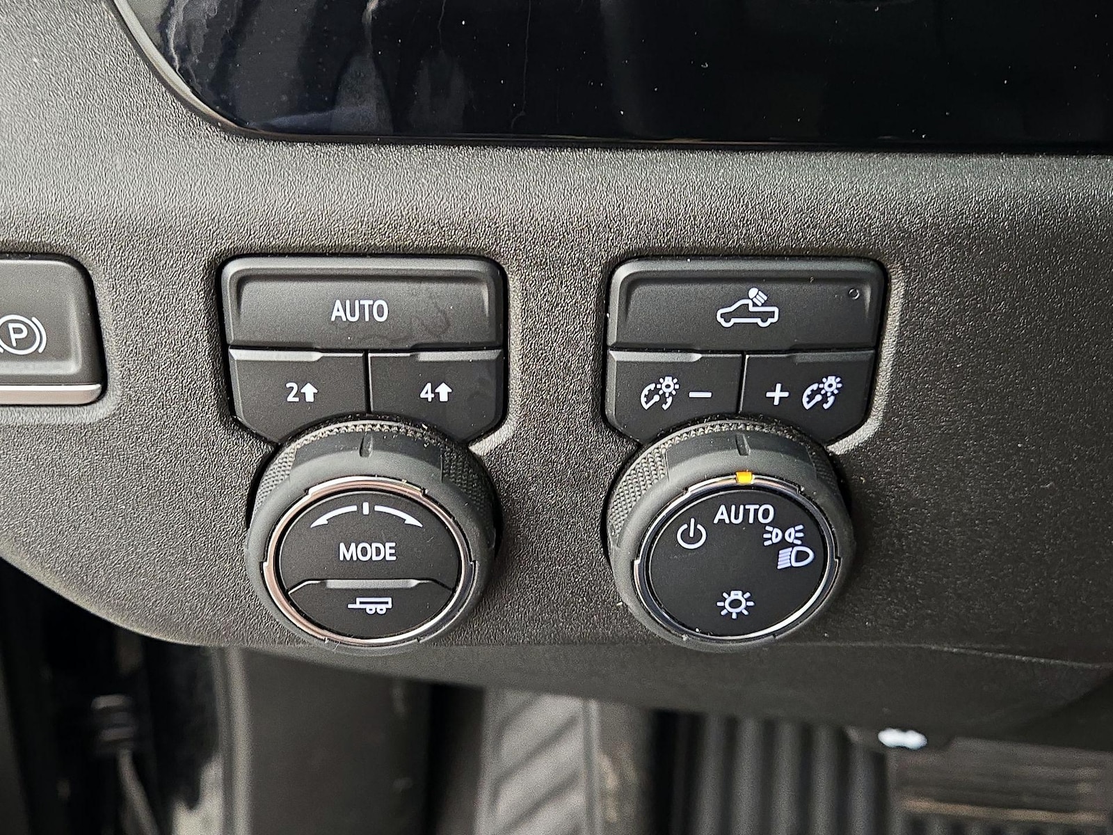 2023 Chevrolet Silverado 1500 LT - Photo 14