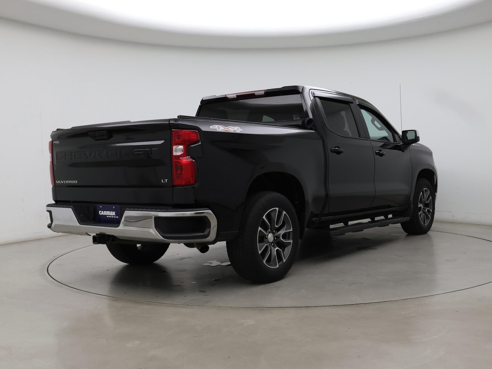 2023 Chevrolet Silverado 1500 LT - Photo 9