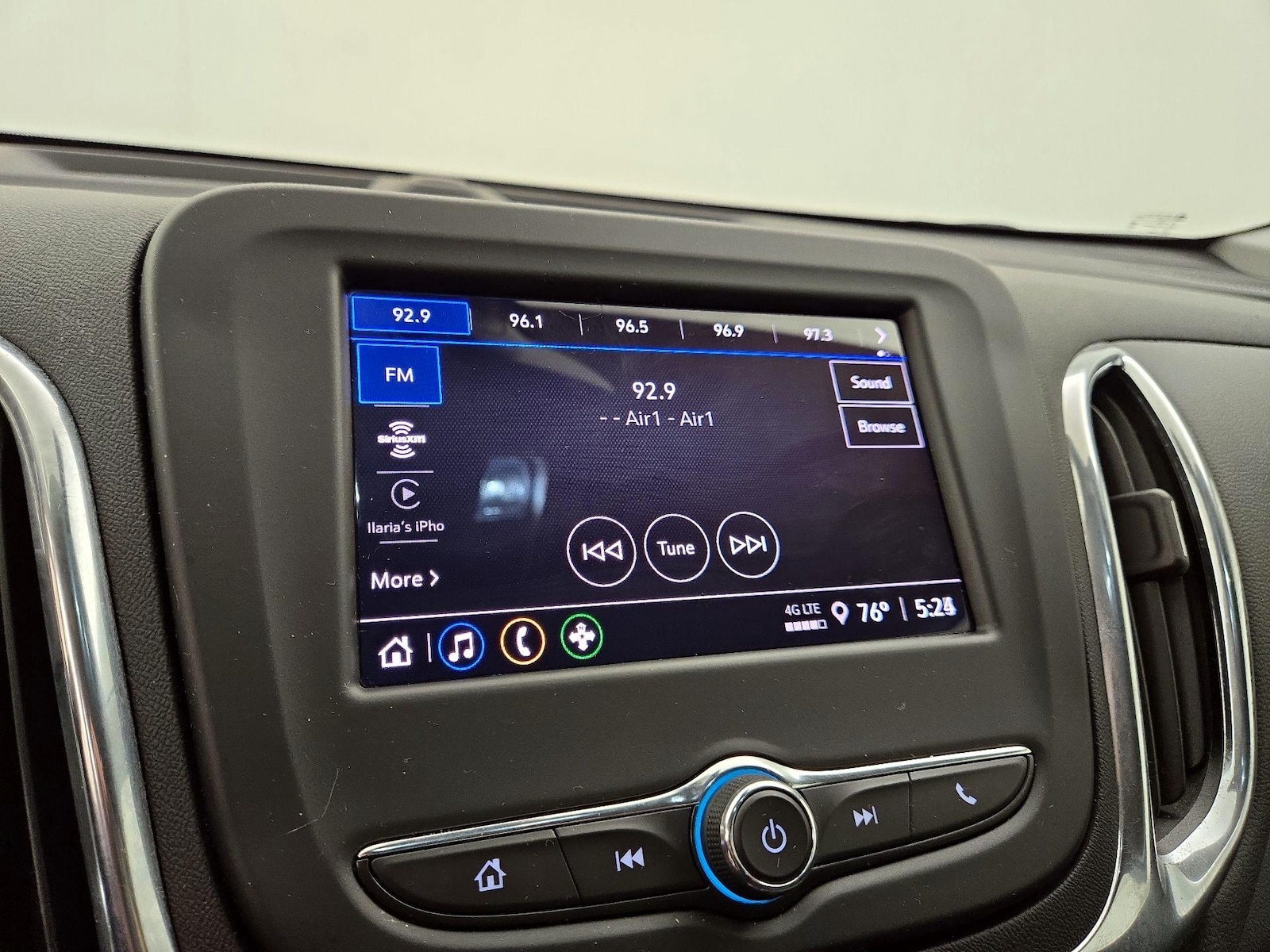 2024 Chevrolet Equinox LT - Photo 16