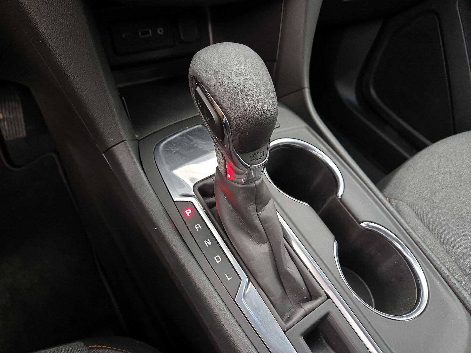 2024 Chevrolet Equinox LT - Photo 18