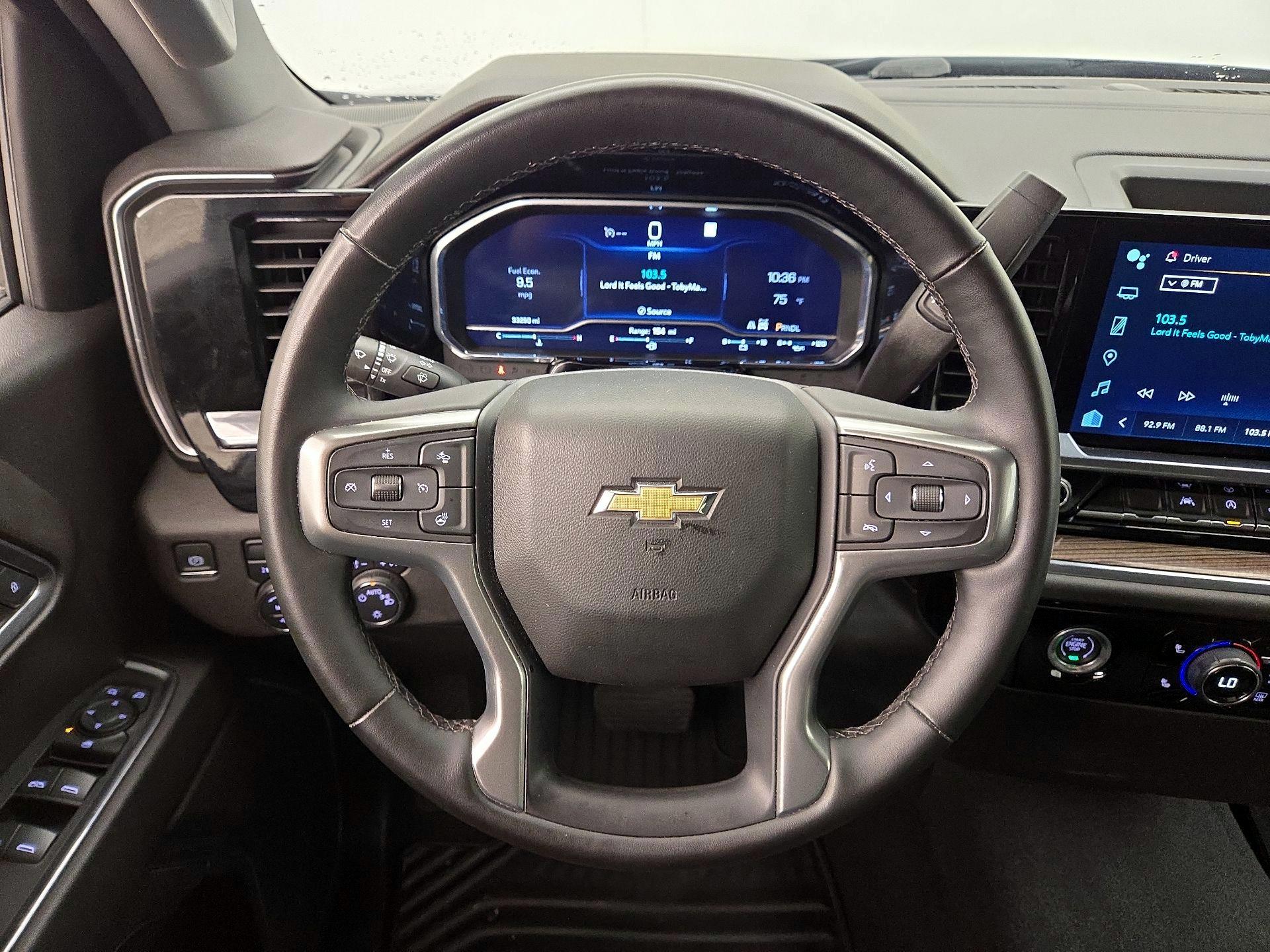 Thumbnail: 2023 Chevrolet Silverado 1500 - 10