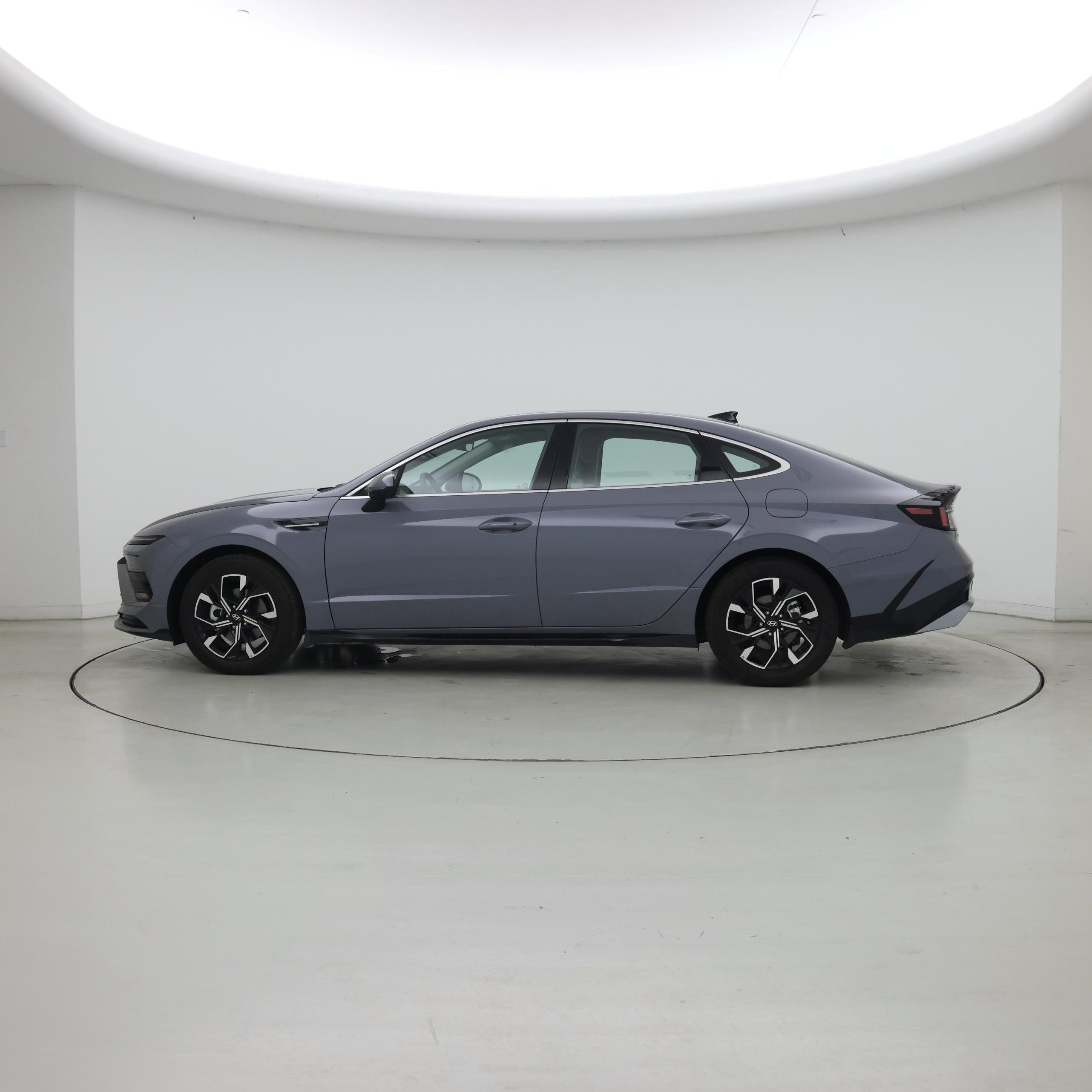 Thumbnail: 2025 Hyundai Sonata - 3