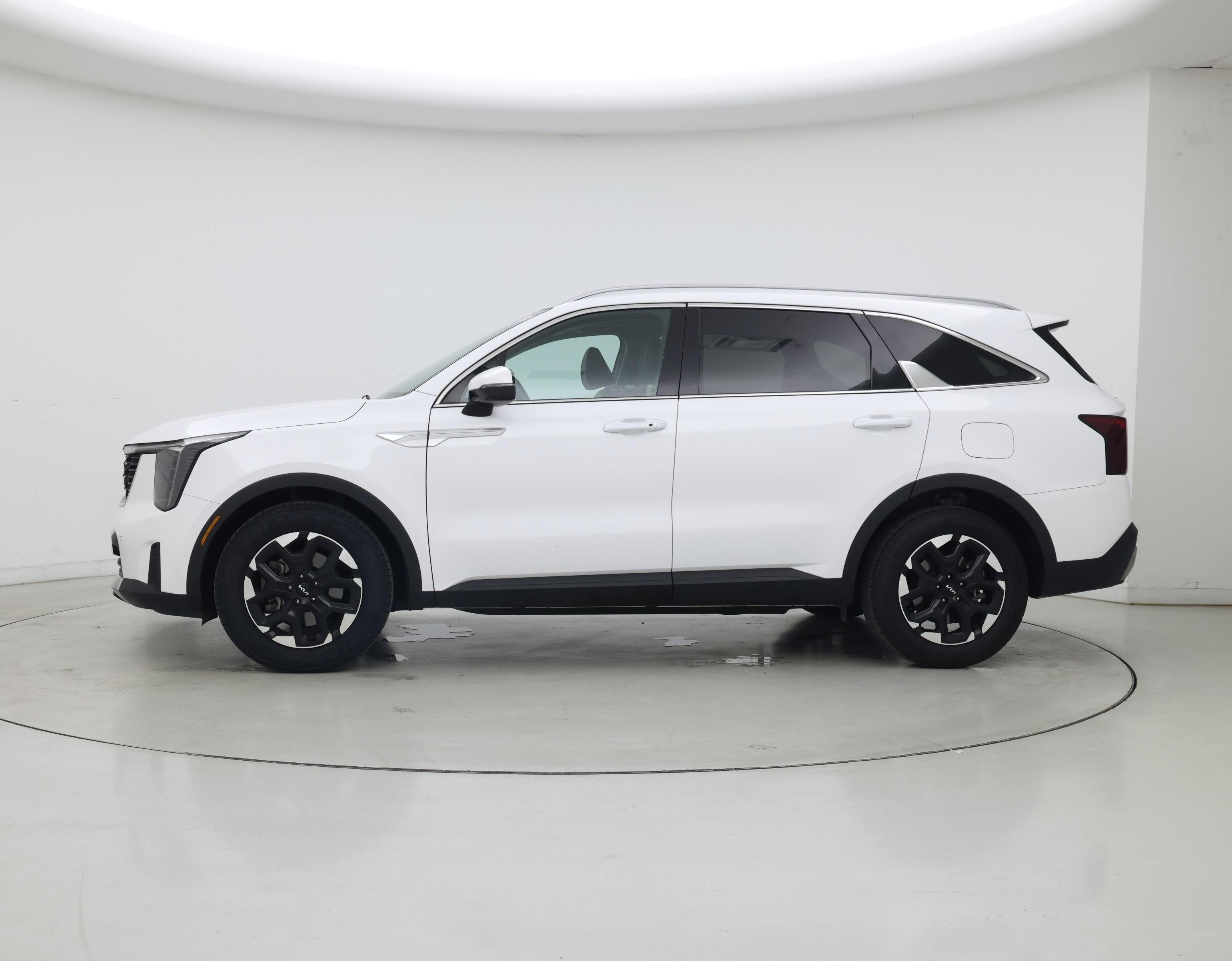 Thumbnail: 2024 Kia Sorento - 3