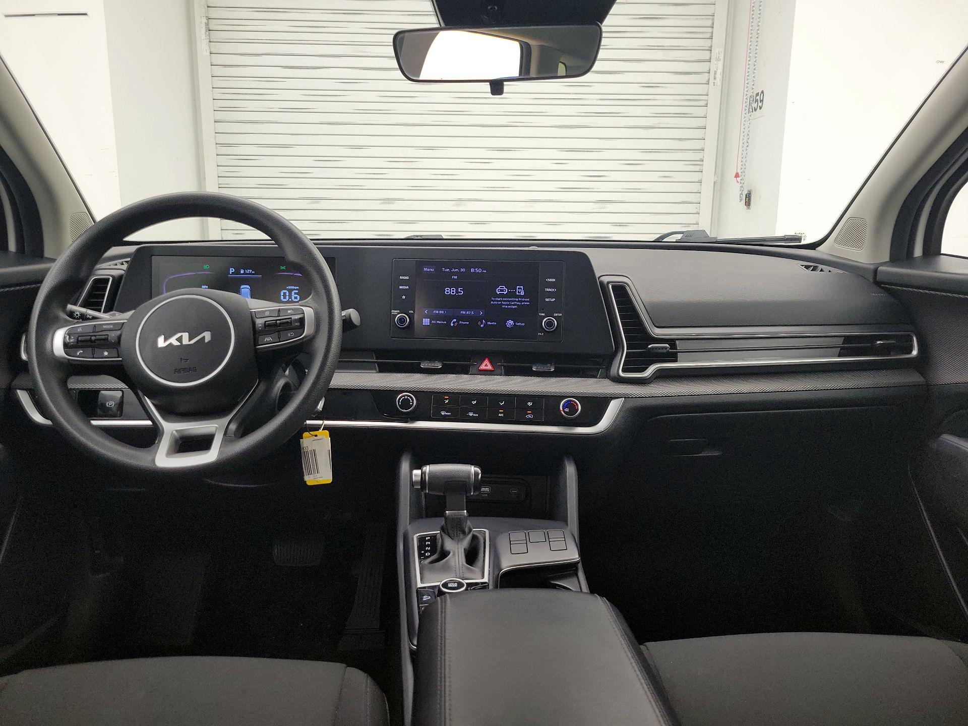 Thumbnail: 2023 Kia Sportage - 9