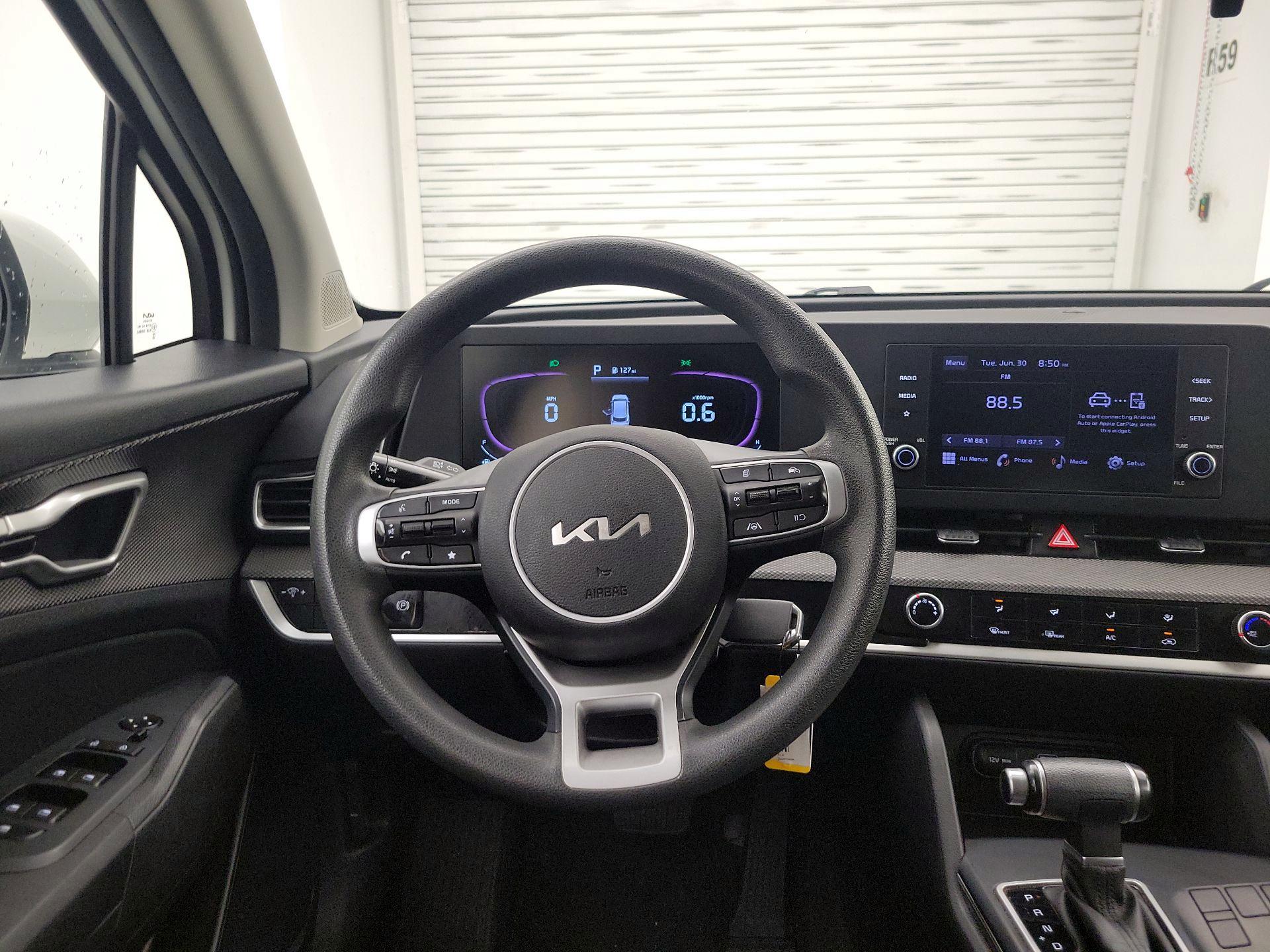 Thumbnail: 2023 Kia Sportage - 10