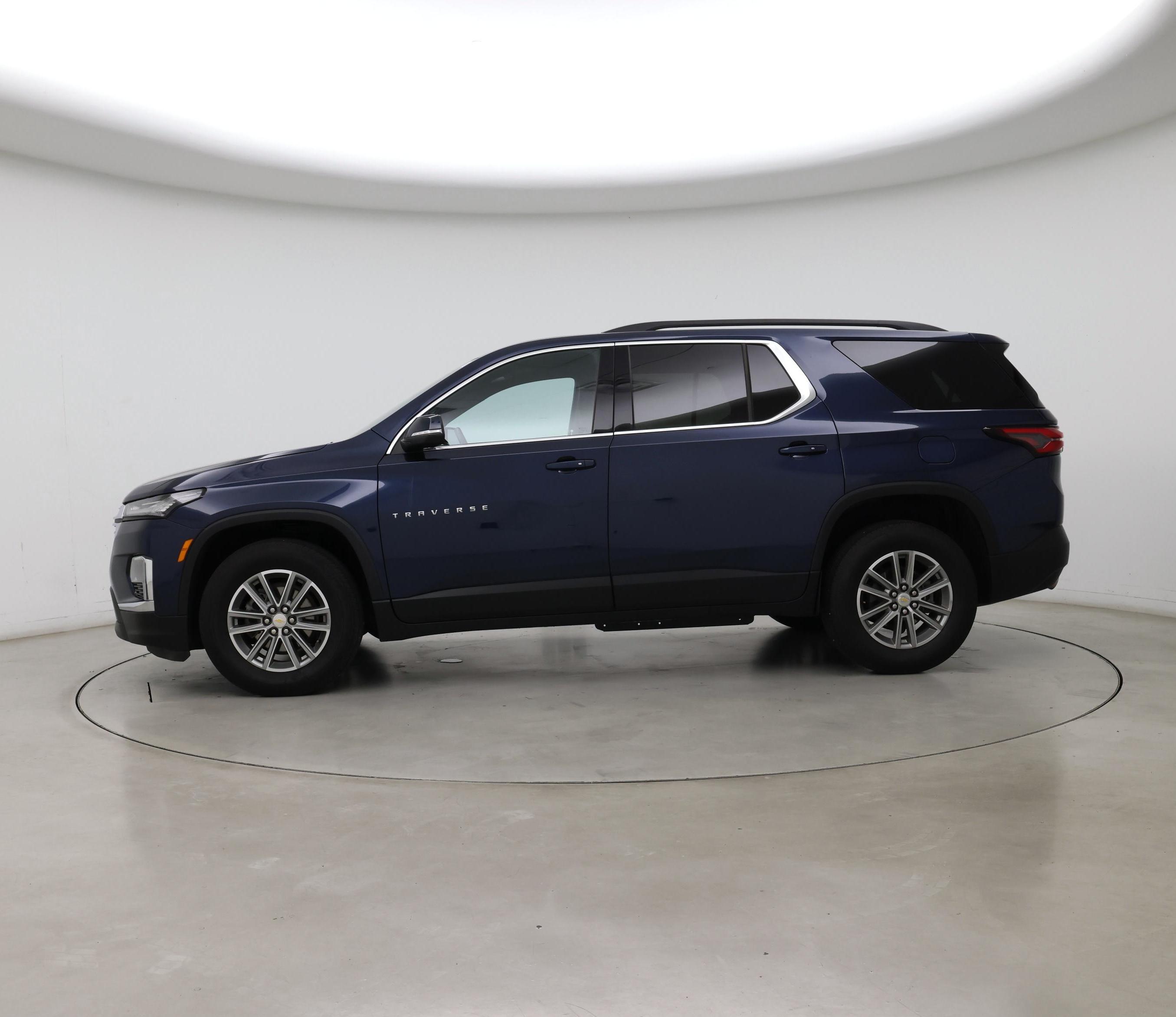 Thumbnail: 2023 Chevrolet Traverse - 3