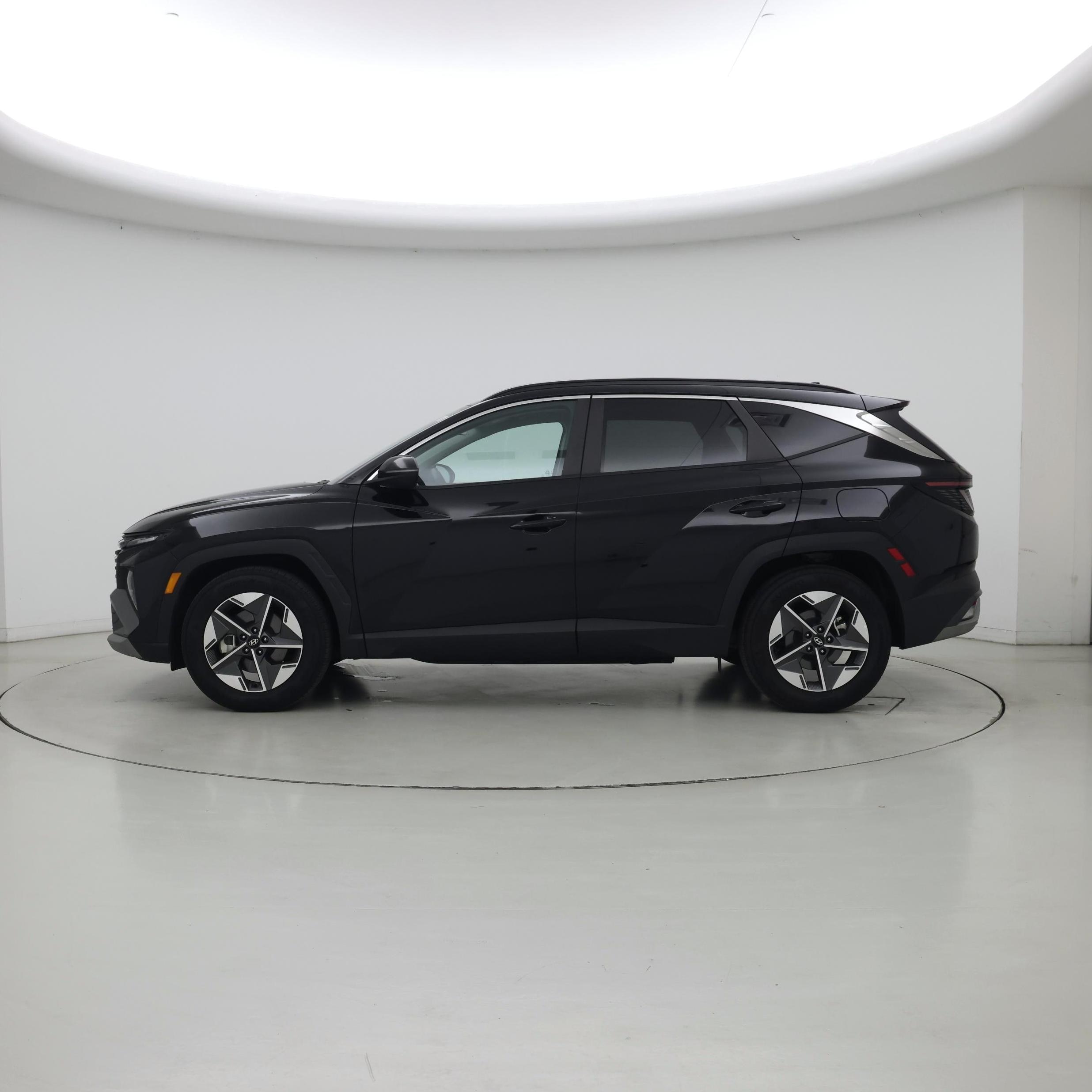 Thumbnail: 2025 Hyundai Tucson - 3
