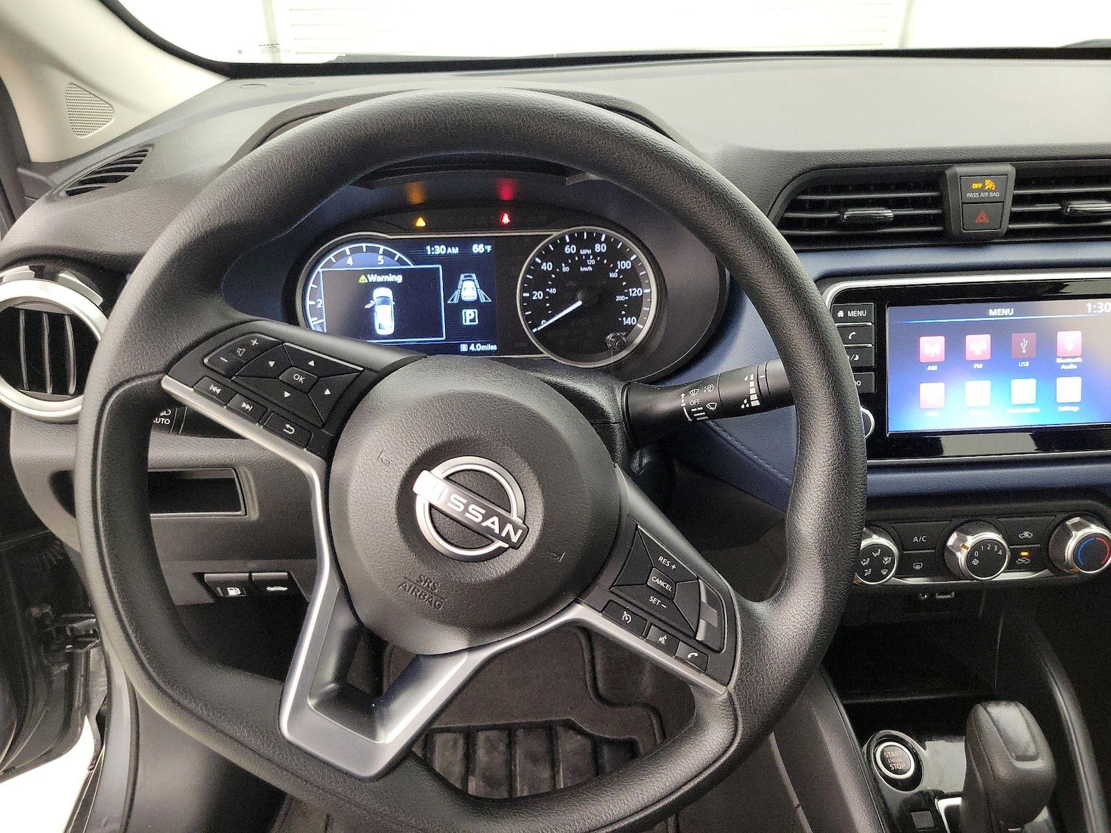 2025 Nissan Versa Sedan SV - Photo 11