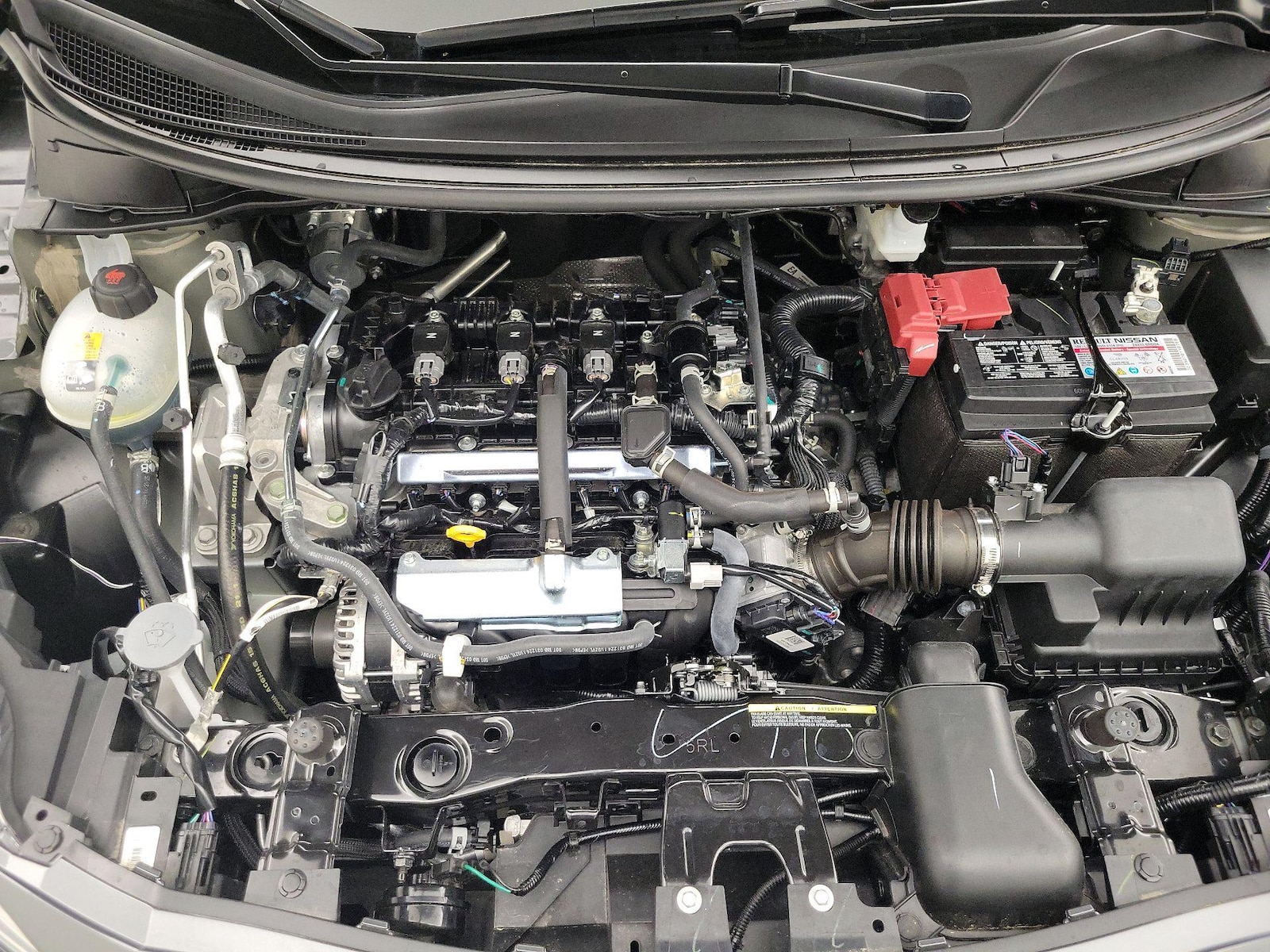 2025 Nissan Versa Sedan SV - Photo 23