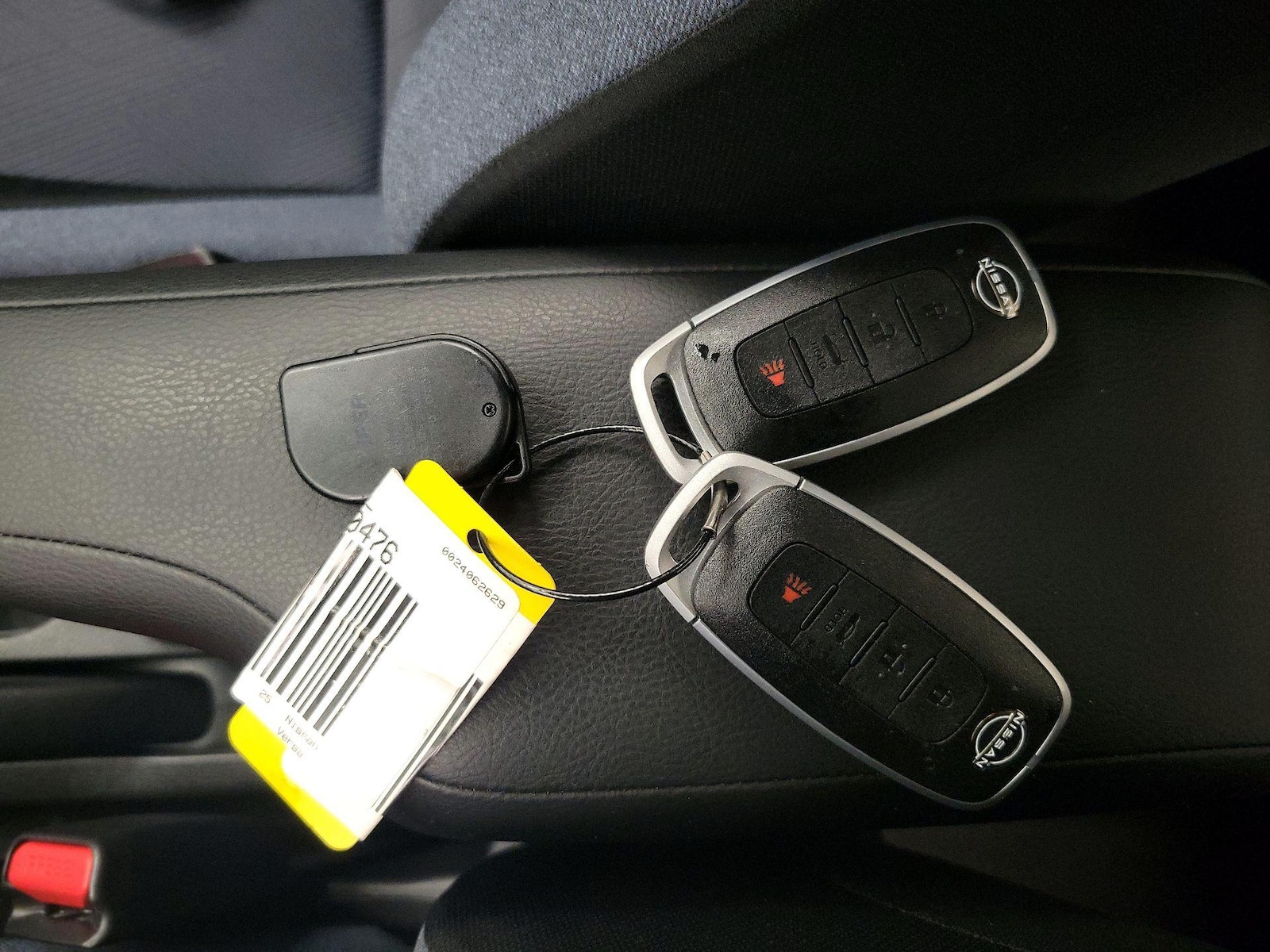2025 Nissan Versa Sedan SV - Photo 24