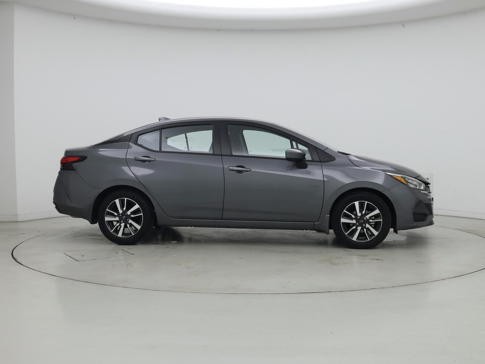 2025 Nissan Versa Sedan SV - Photo 8