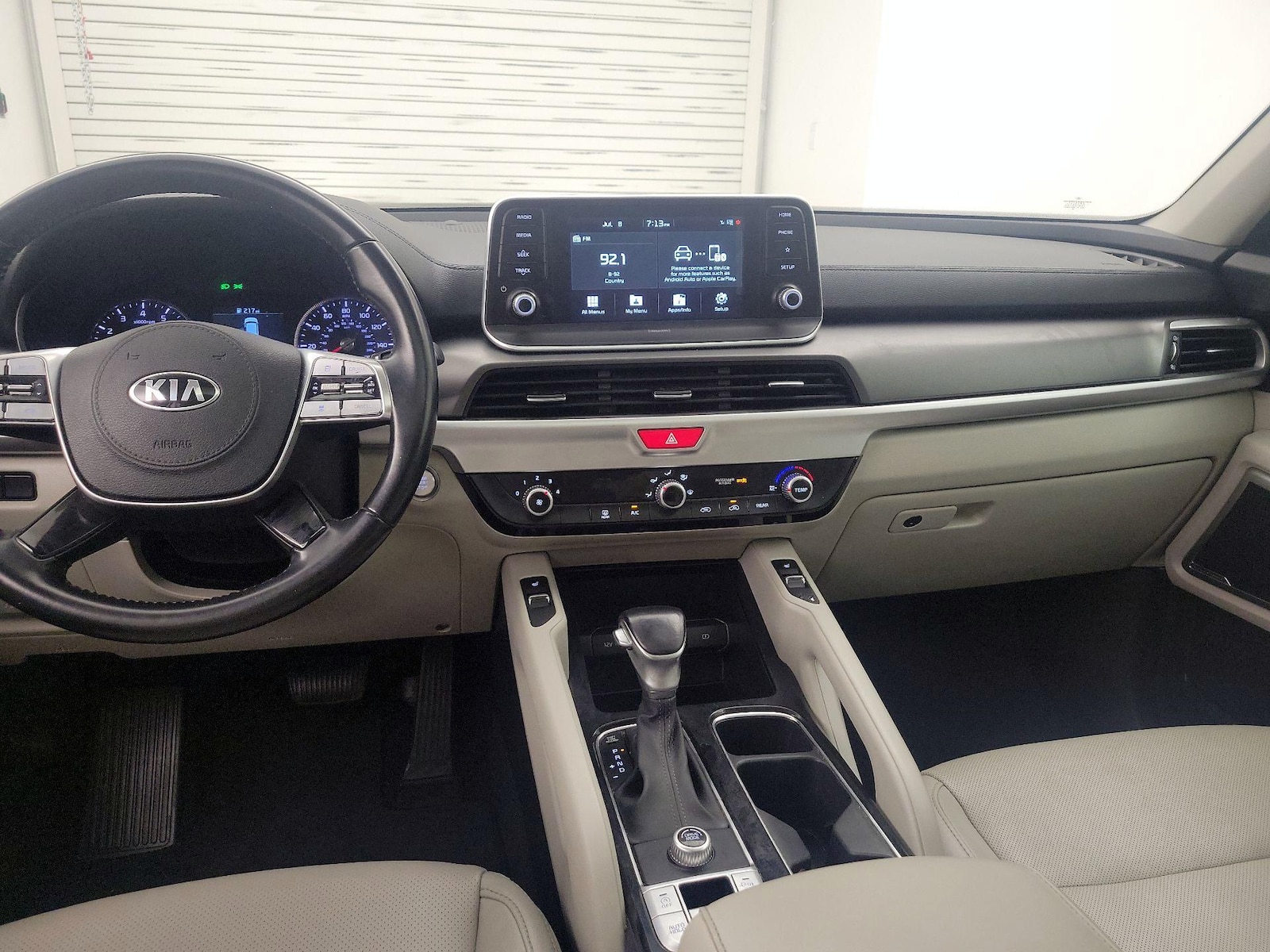 Apple CarPlay® & Android Auto™