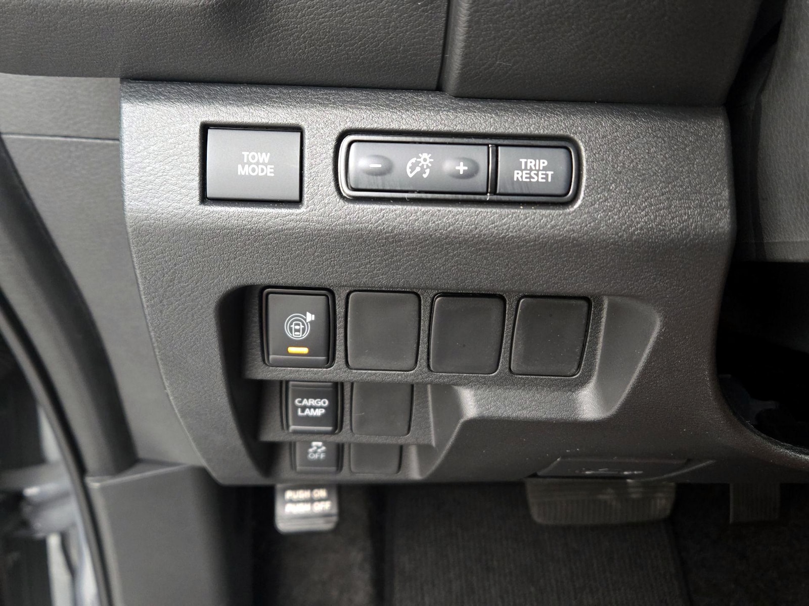 2025 Nissan Frontier PRO-X - Photo 14