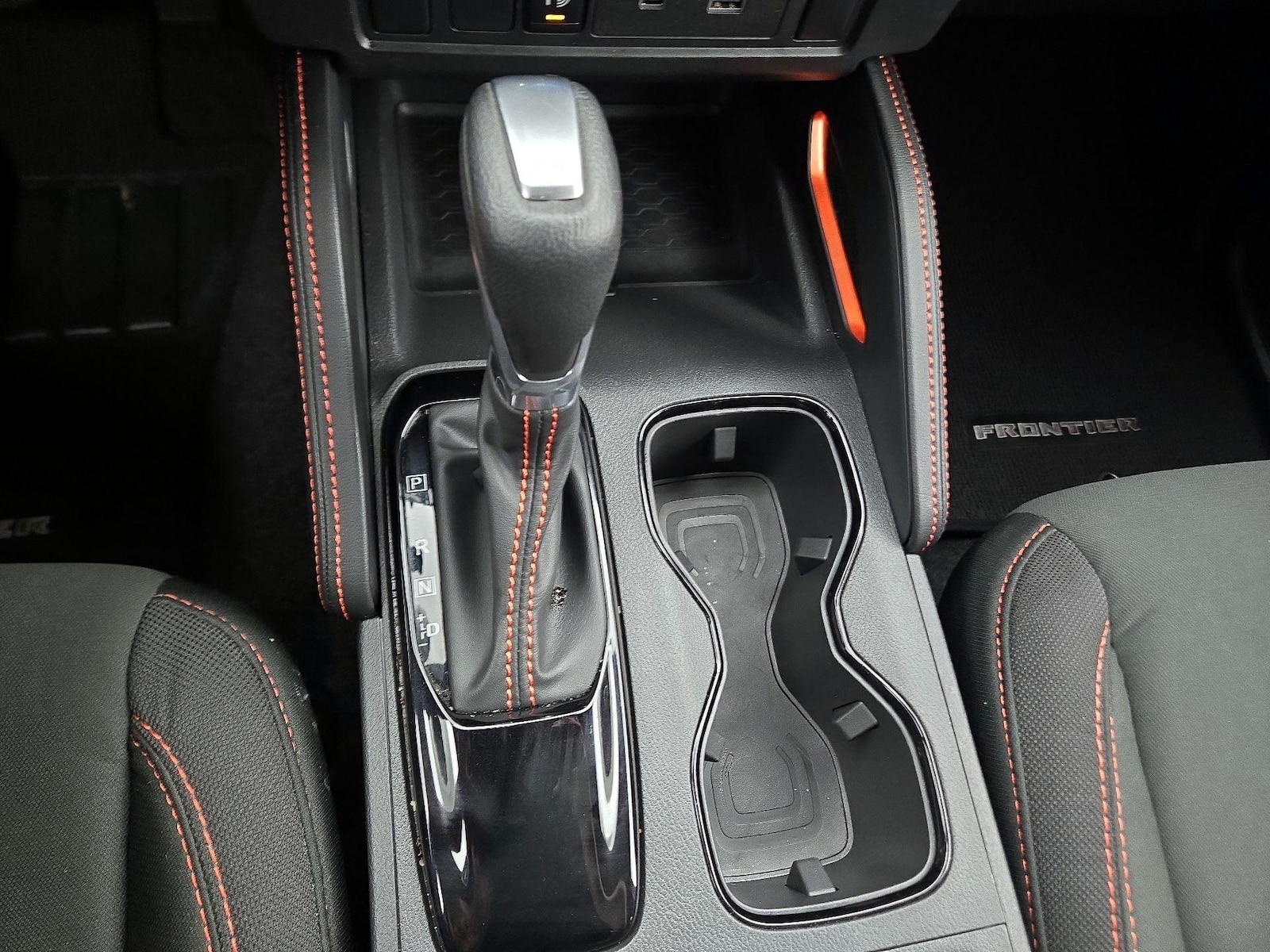 2025 Nissan Frontier PRO-X - Photo 18