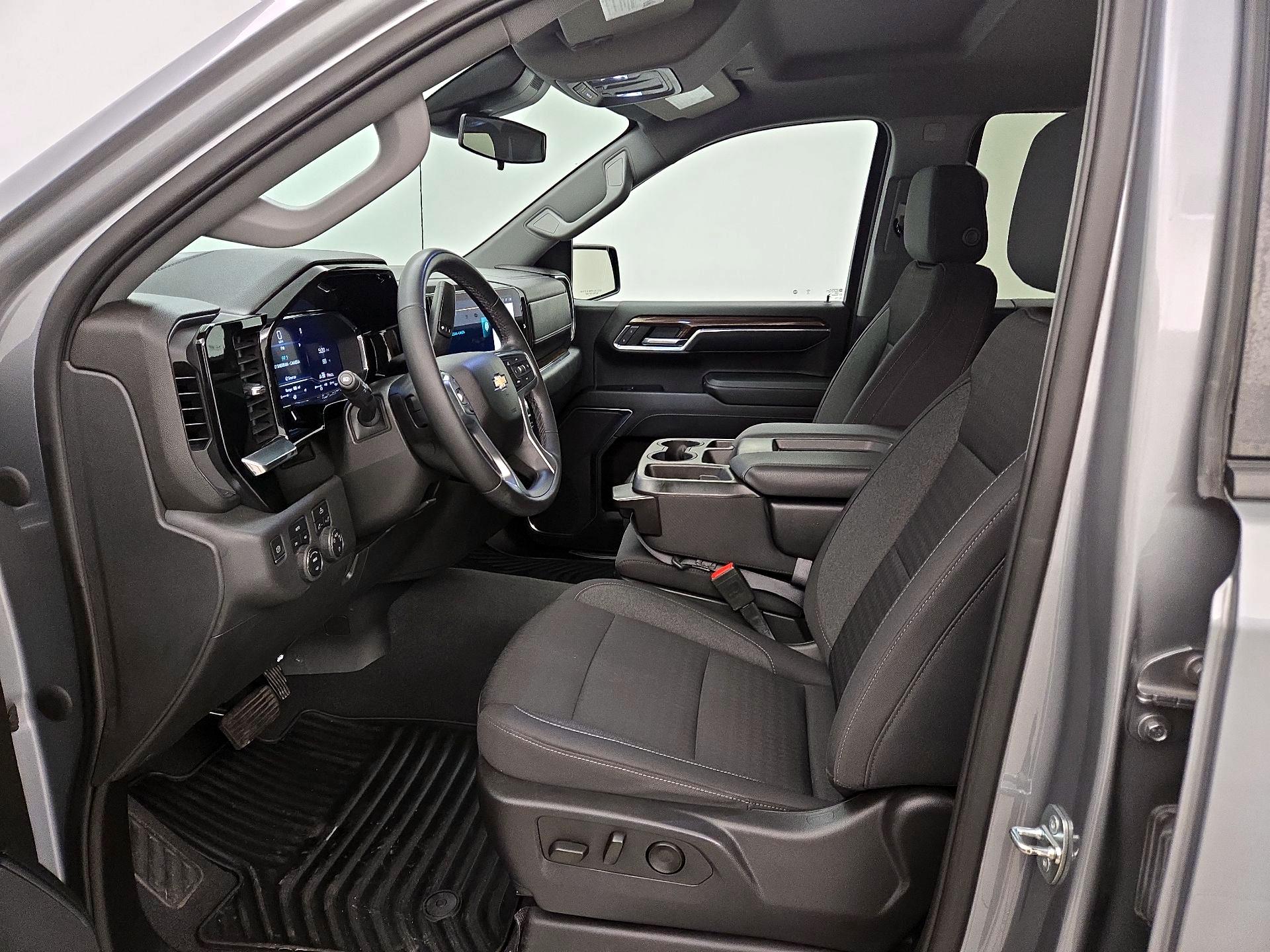 Thumbnail: 2023 Chevrolet Silverado 1500 - 11
