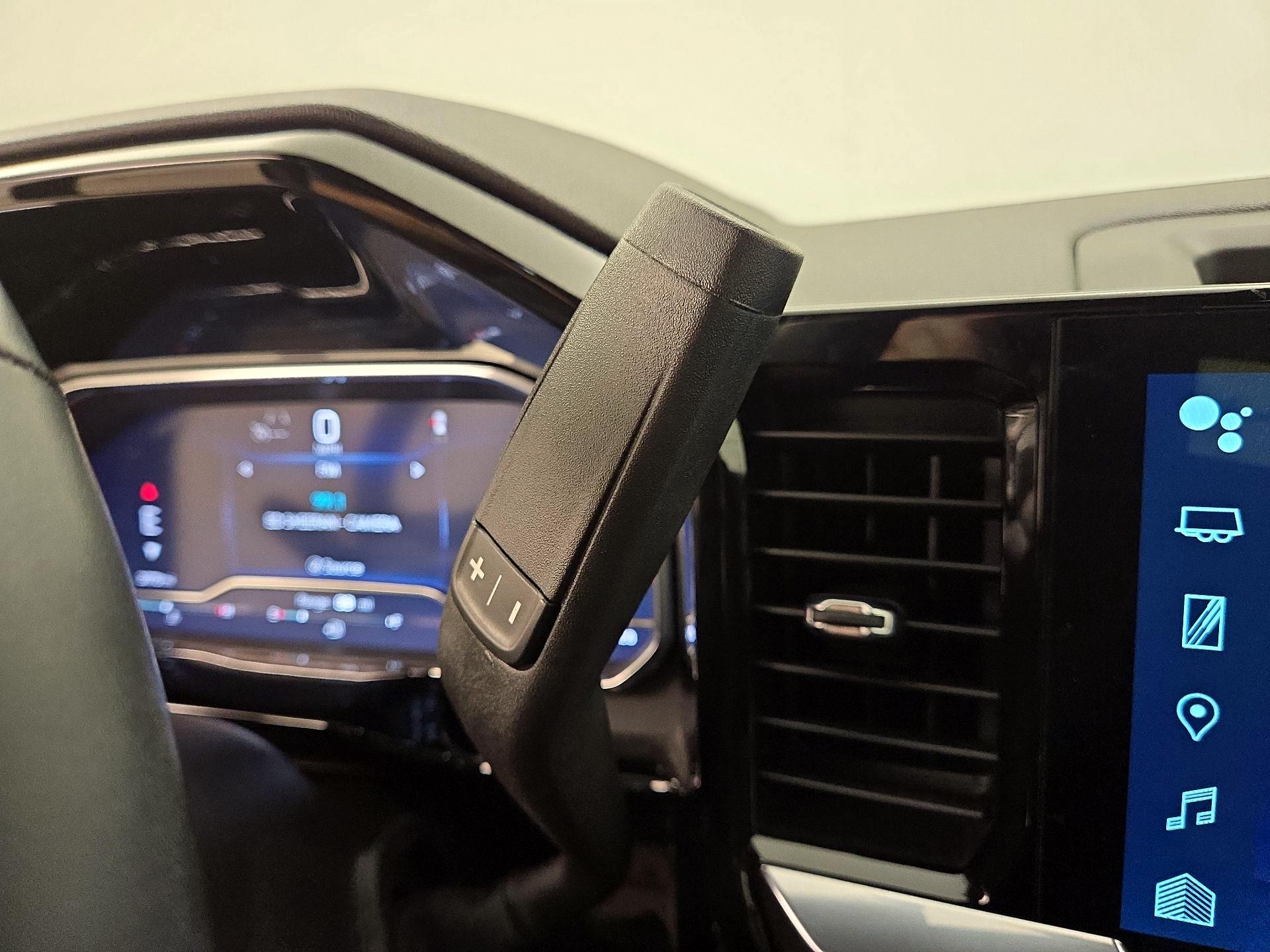 Thumbnail: 2023 Chevrolet Silverado 1500 - 17