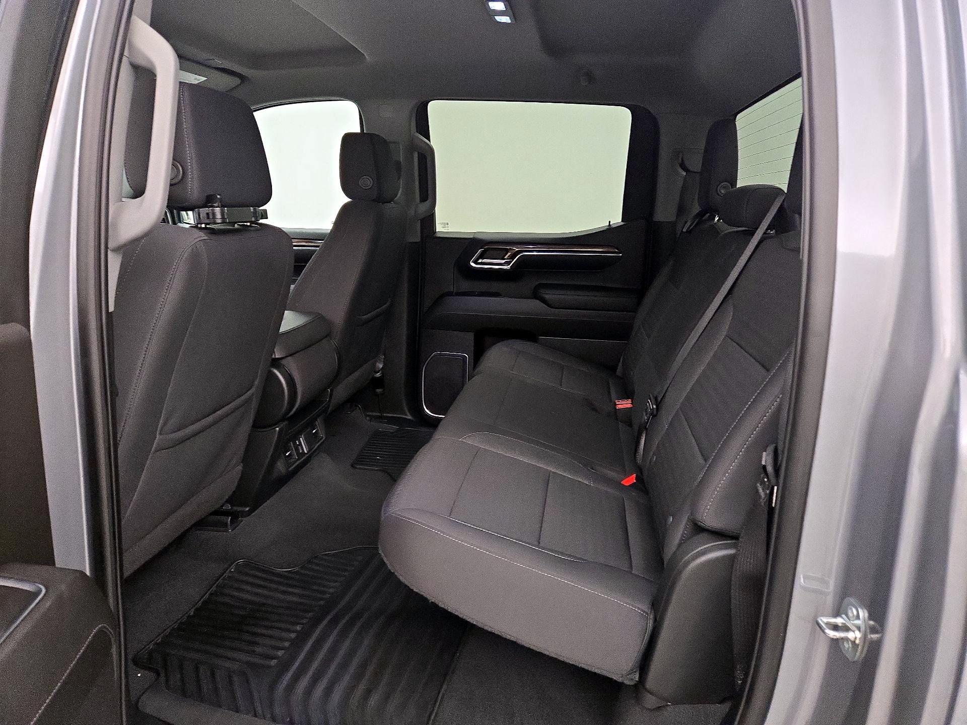 Thumbnail: 2023 Chevrolet Silverado 1500 - 19