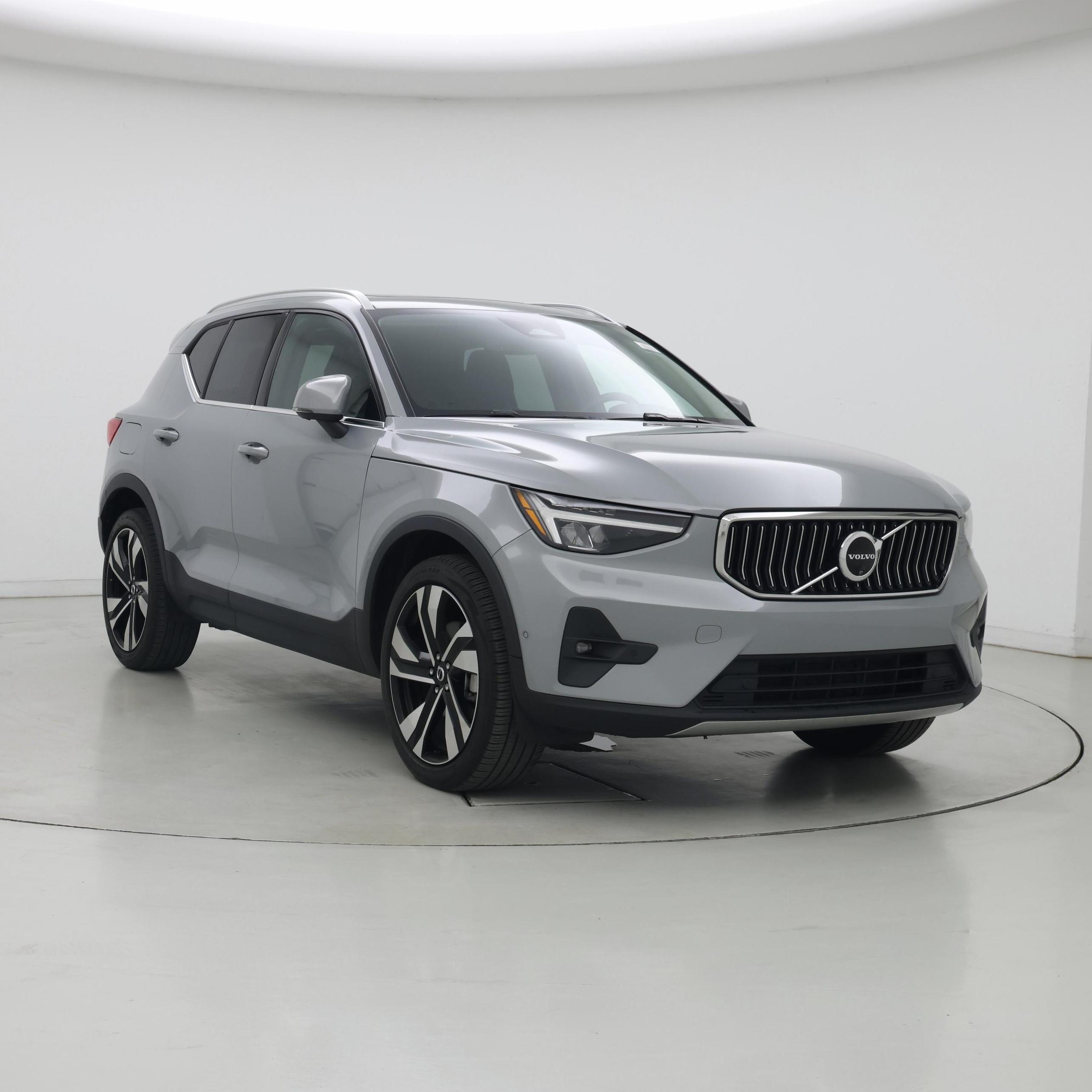 Gray 2024 Volvo XC40 SUV / Crossover All-Wheel Drive Automatic