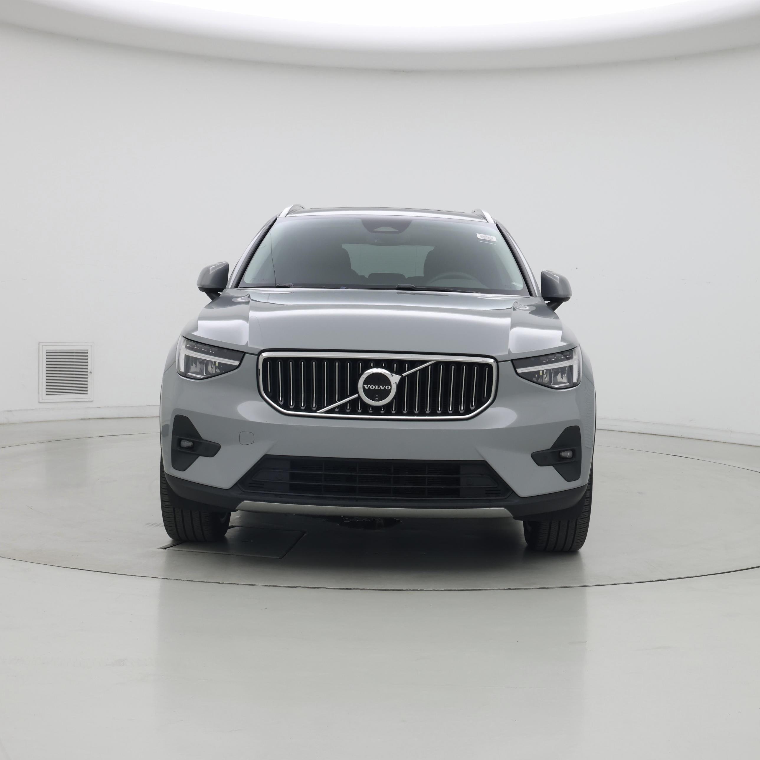 Thumbnail: 2024 Volvo XC40 - 5