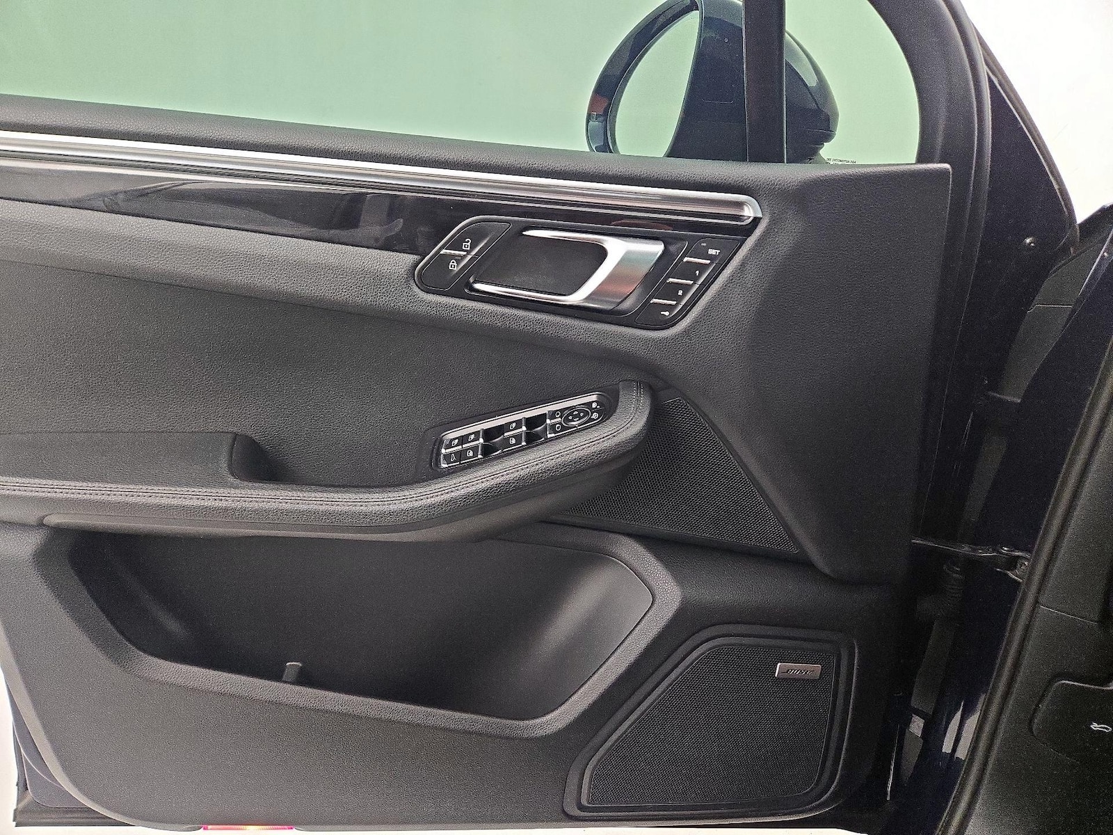 2021 Porsche Macan Base - Photo 13