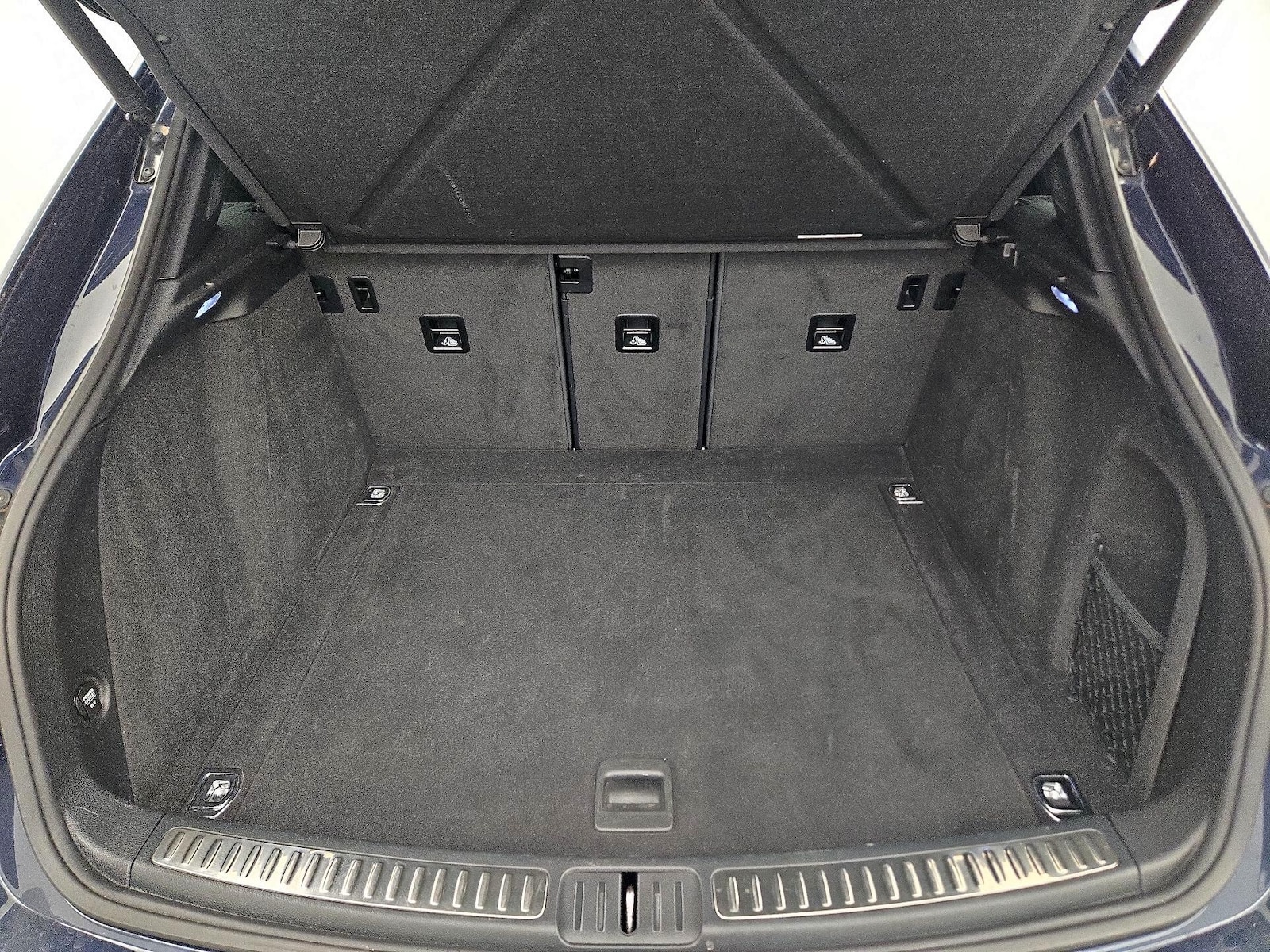 2021 Porsche Macan Base - Photo 23