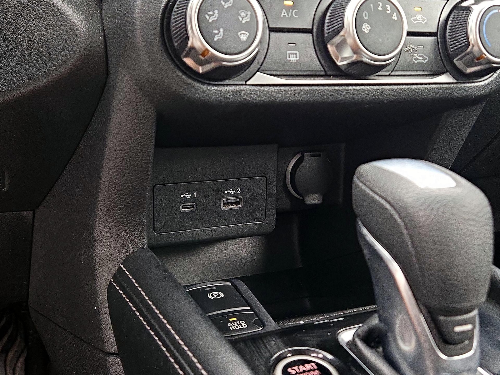 2023 Nissan Kicks SV - Photo 18