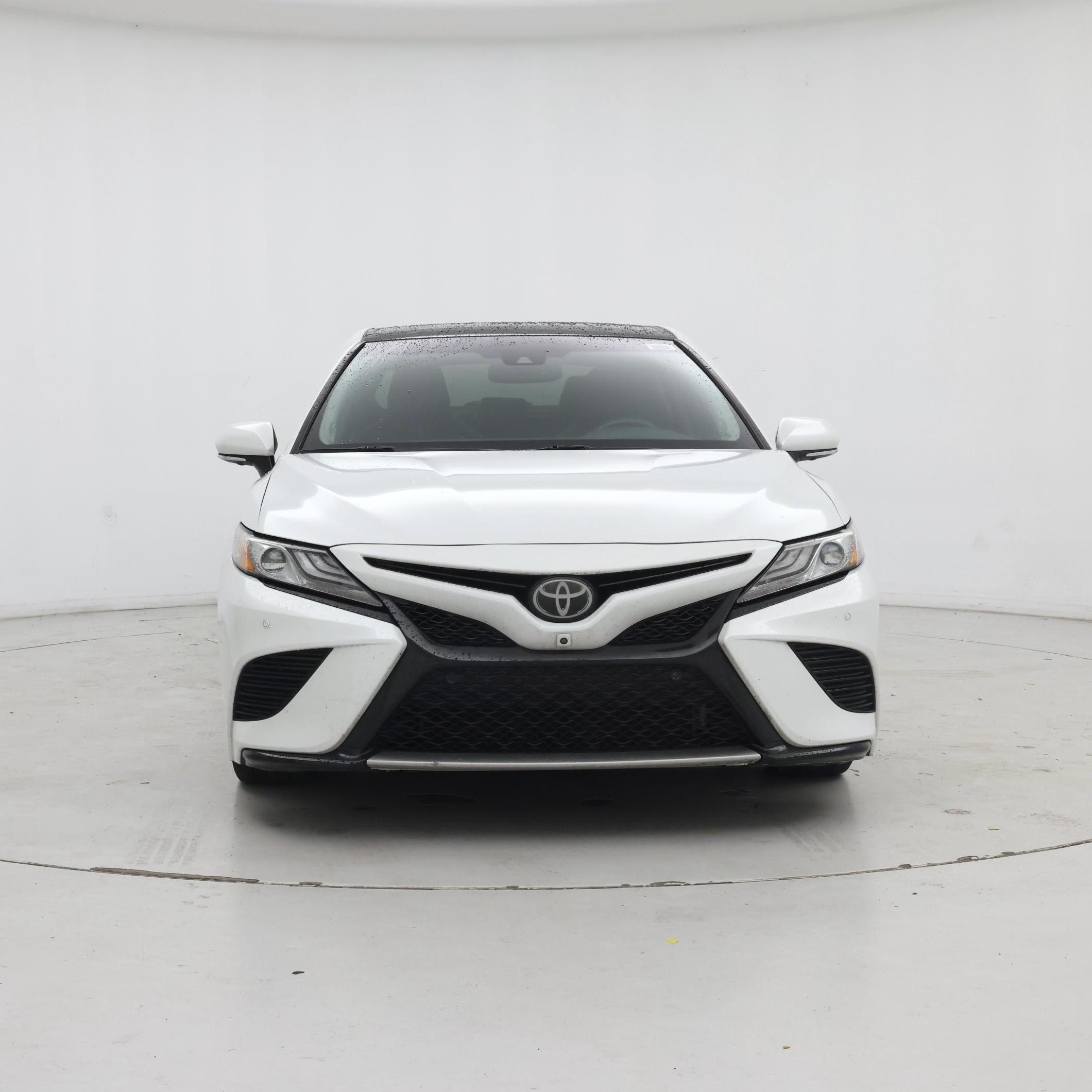 Thumbnail: 2018 Toyota Camry - 5
