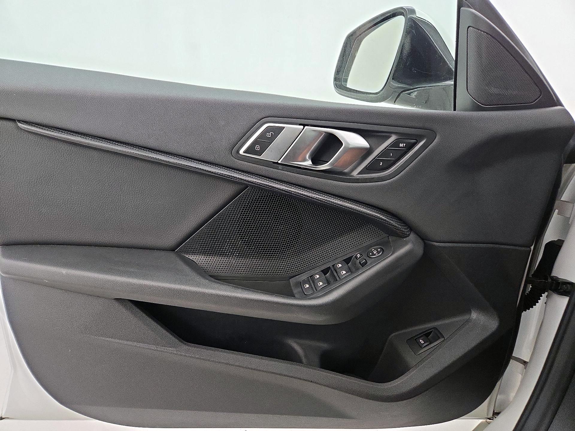 Thumbnail: 2021 BMW 2 Series - 12