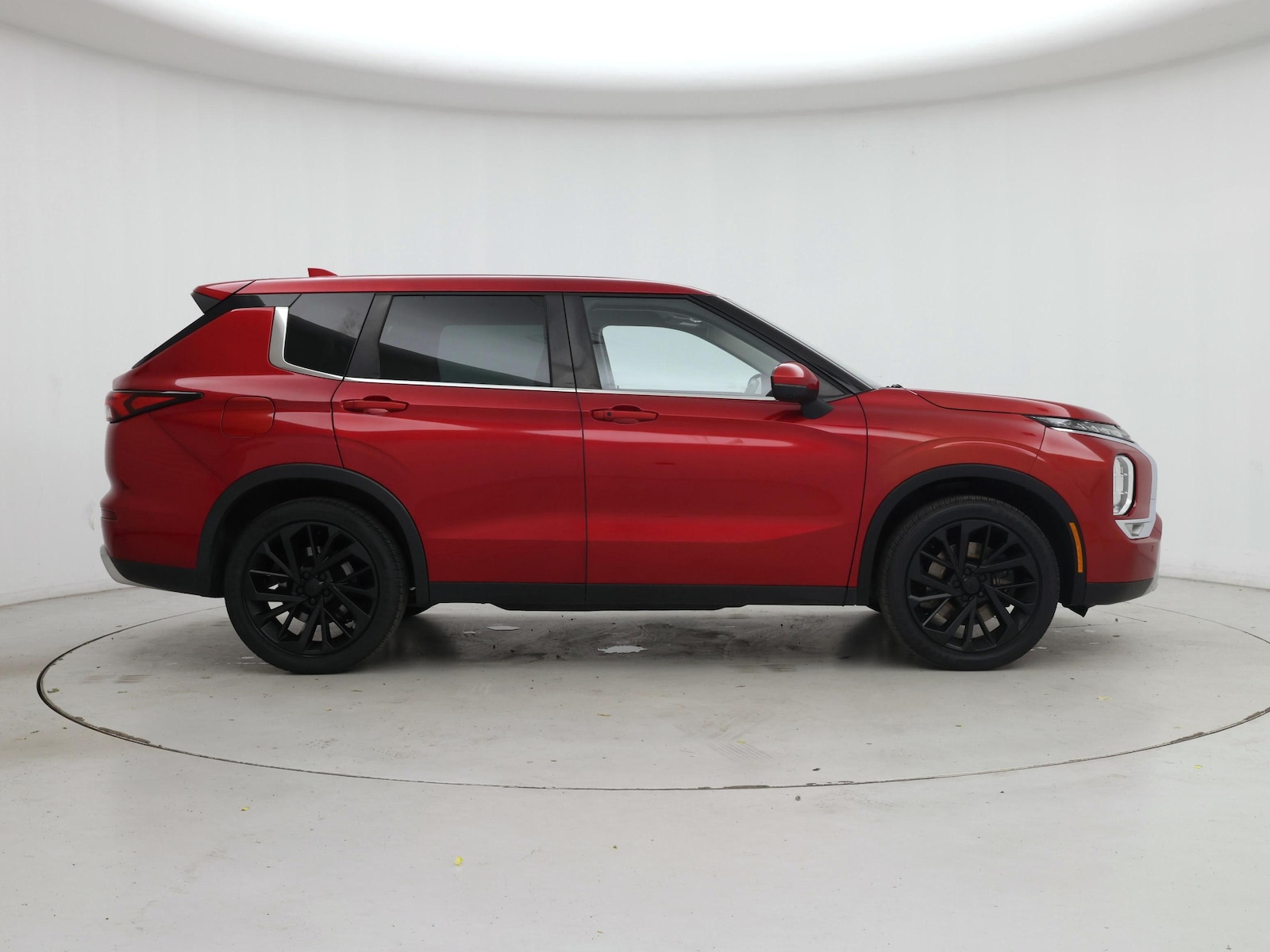 2023 Mitsubishi Outlander SE - Photo 8
