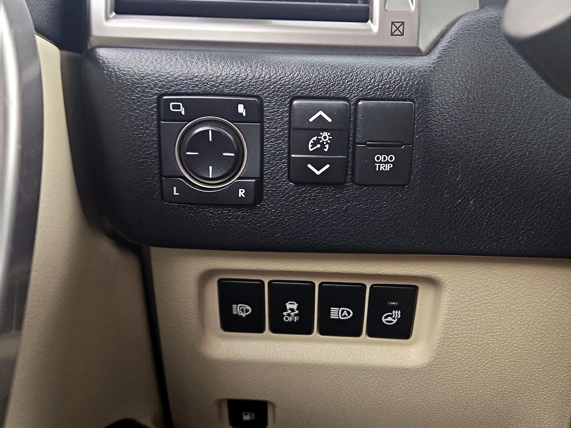 Thumbnail: 2022 Lexus GX - 13