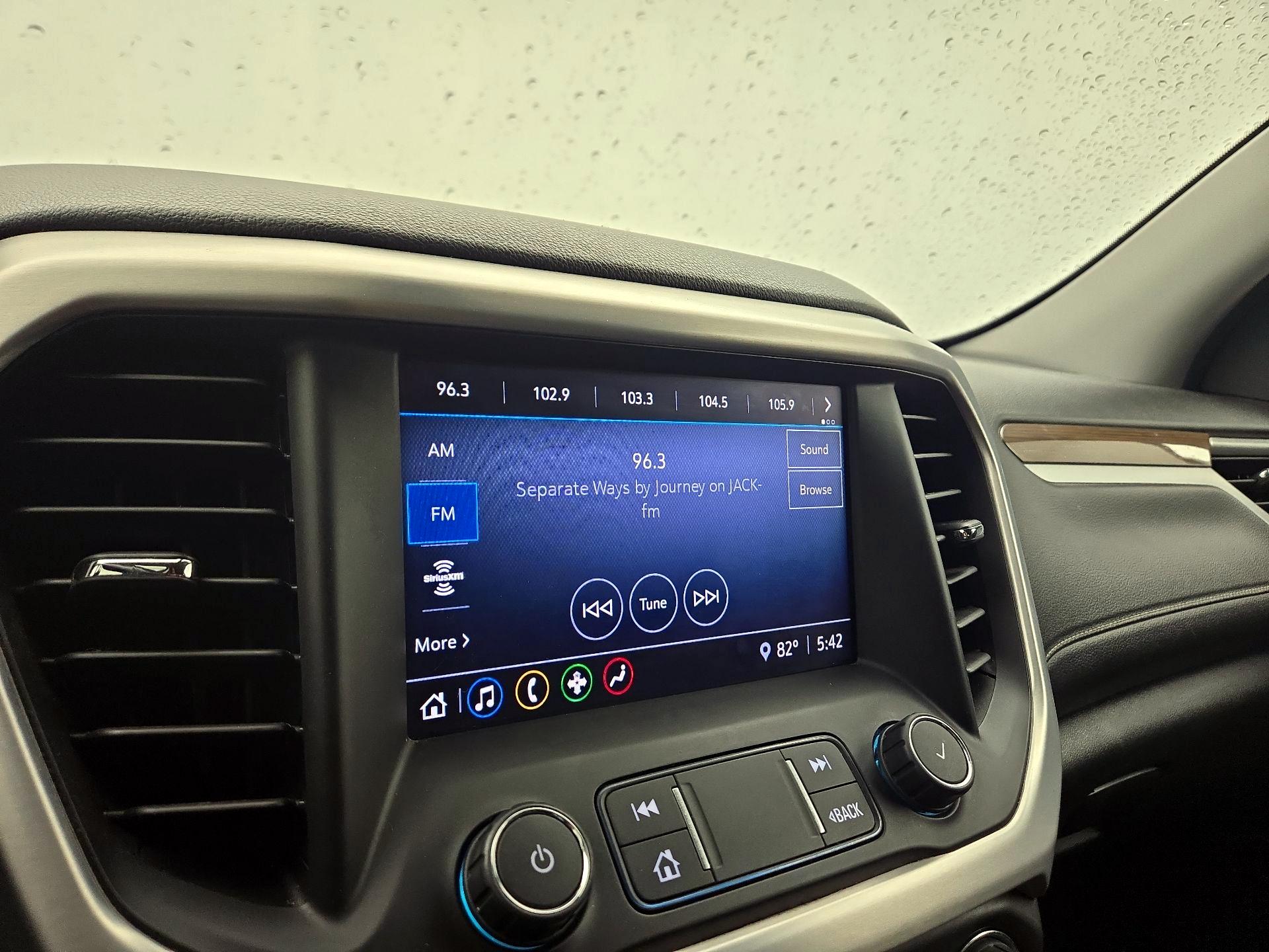 Thumbnail: 2020 GMC Acadia - 15