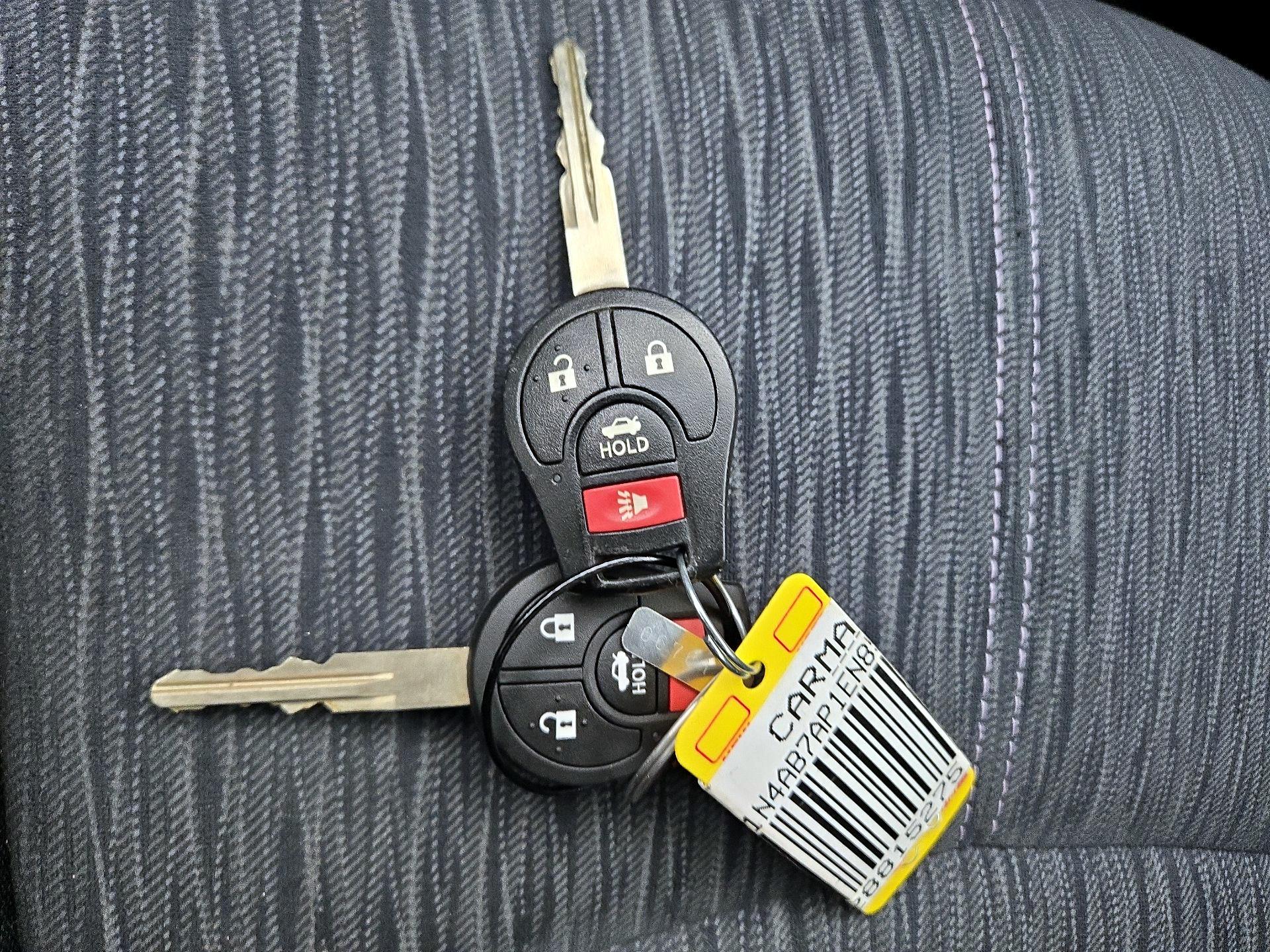Thumbnail: 2014 Nissan Sentra - 20