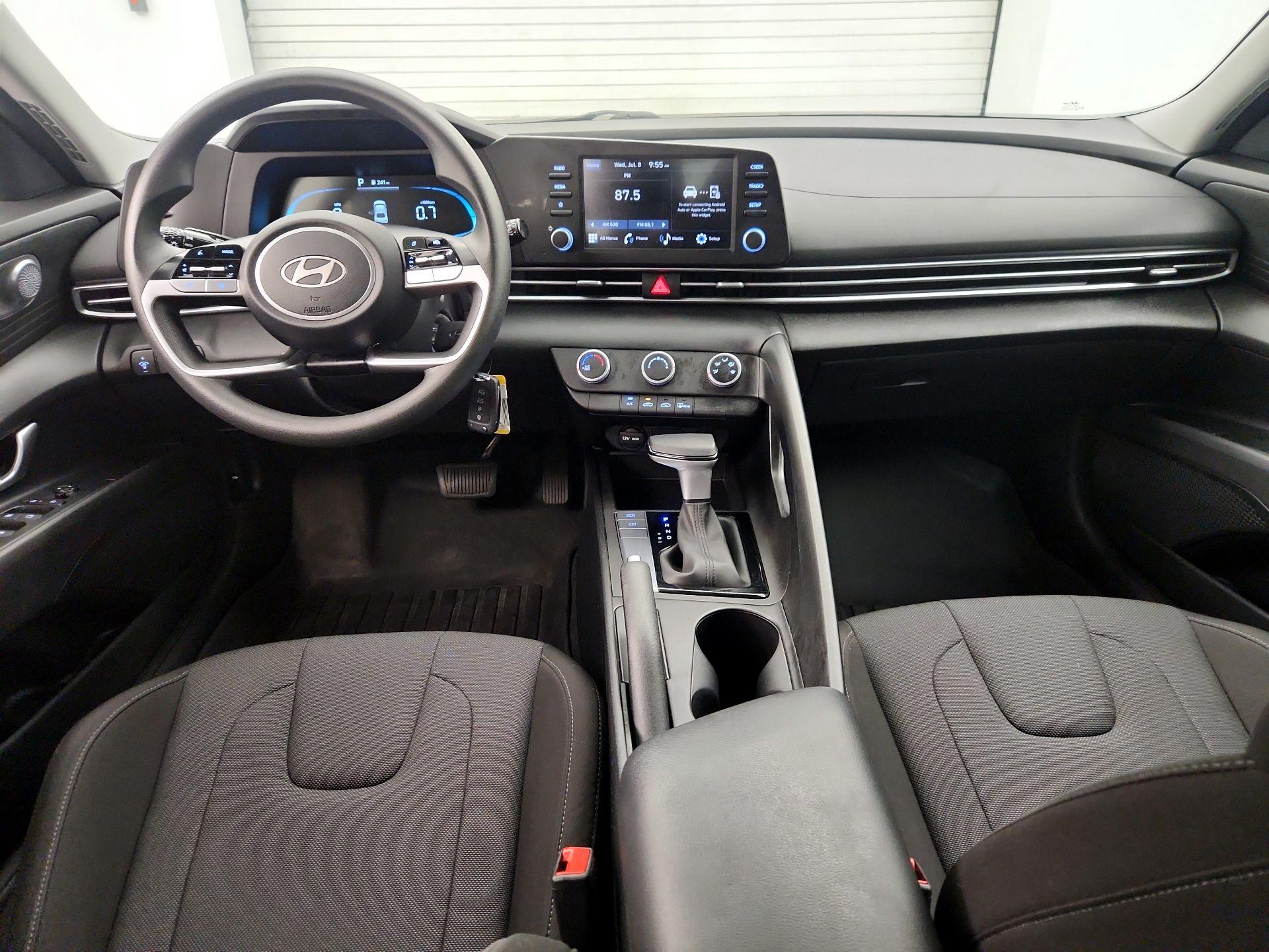 Thumbnail: 2025 Hyundai Elantra - 9